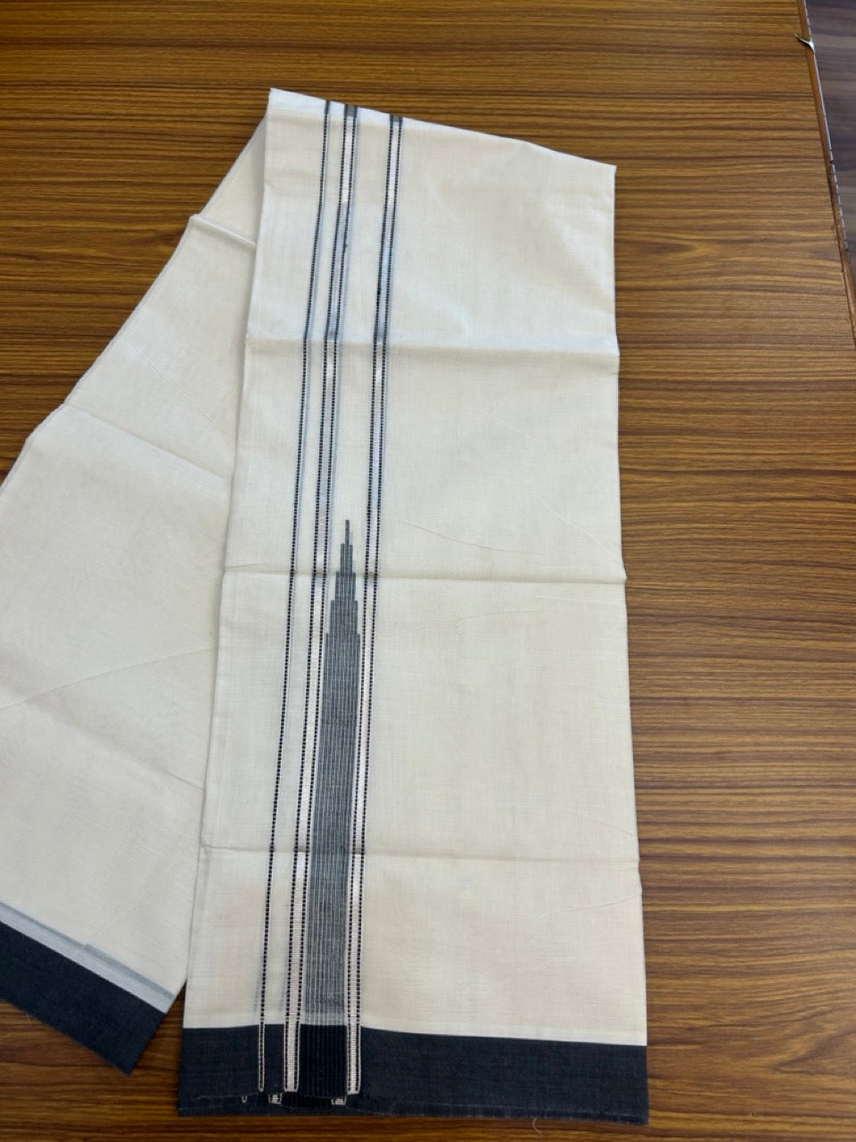20% Discount! KaithariKada Balaramapuram 100%  Cotton Double off white (Unbleached) Mundu/Dhoti - 100X80 - 1.5 inch Silver kasavu & Black striped chutty - 4 mtr (8.5 Muzham) - 43 KK5283 PMC