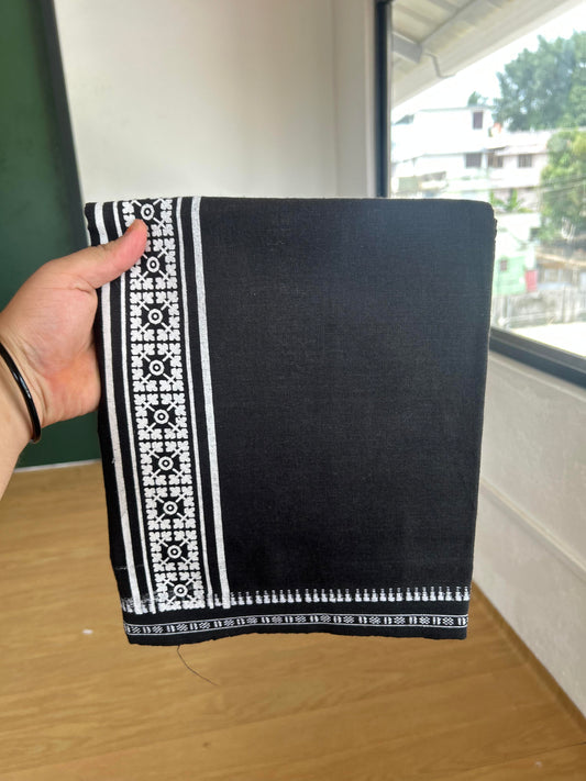 Kaitharikada - Single Kaily / Lungi -Mixed Cotton - 40s twisted - 2.5 inch White Design printed kuppadam kara with Ash Black  colour body (2 meter / 4 muzham) - 22 KK8054 GAN