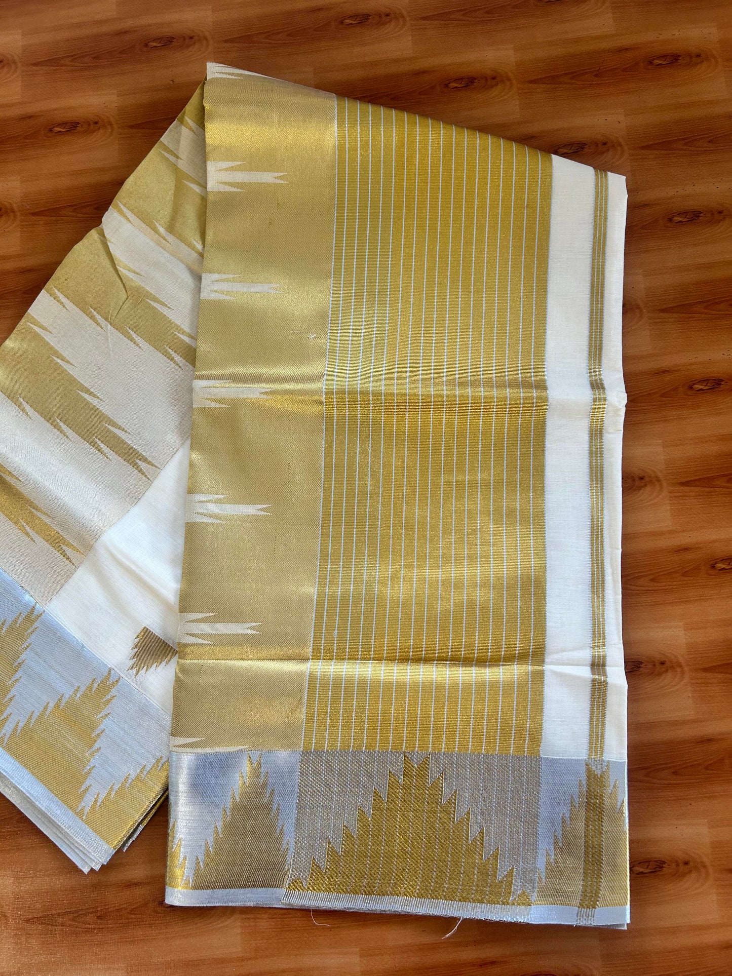 25% Discount! Kaitharikada Kerala Traditional Saree Off white- Mixed Cotton Kasav Saree - 18 Inch Pallu - Gold Silver Kasav Kara & Temple Design - 71 KK7000 PMC