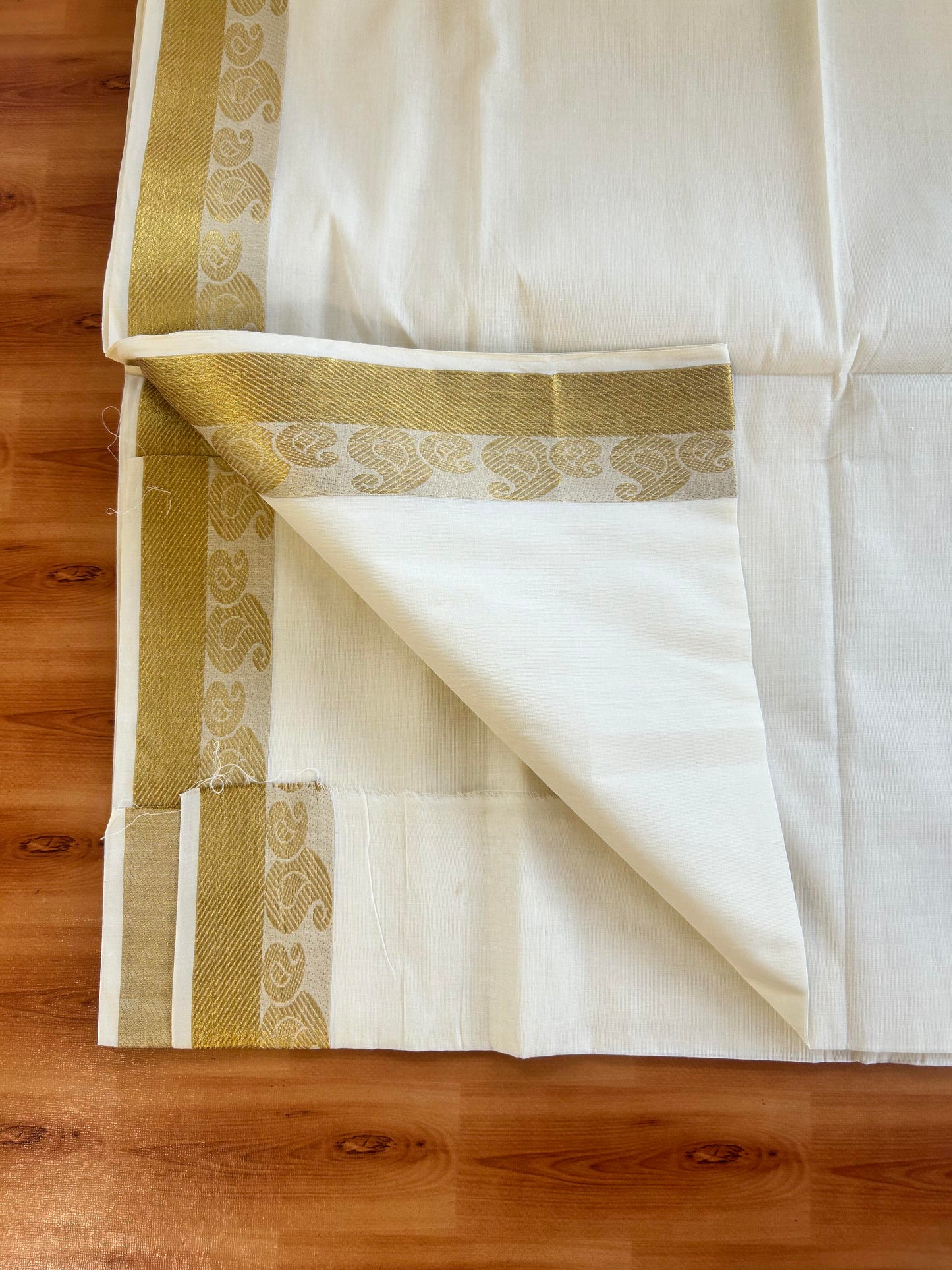 25% Discount! Kaitharikada Kerala Traditional Saree Off white- Mixed Cotton Kasav Saree - 3.75 Inch Pallu - Gold Kasav Striped Kara - 73 KK7000 PMC