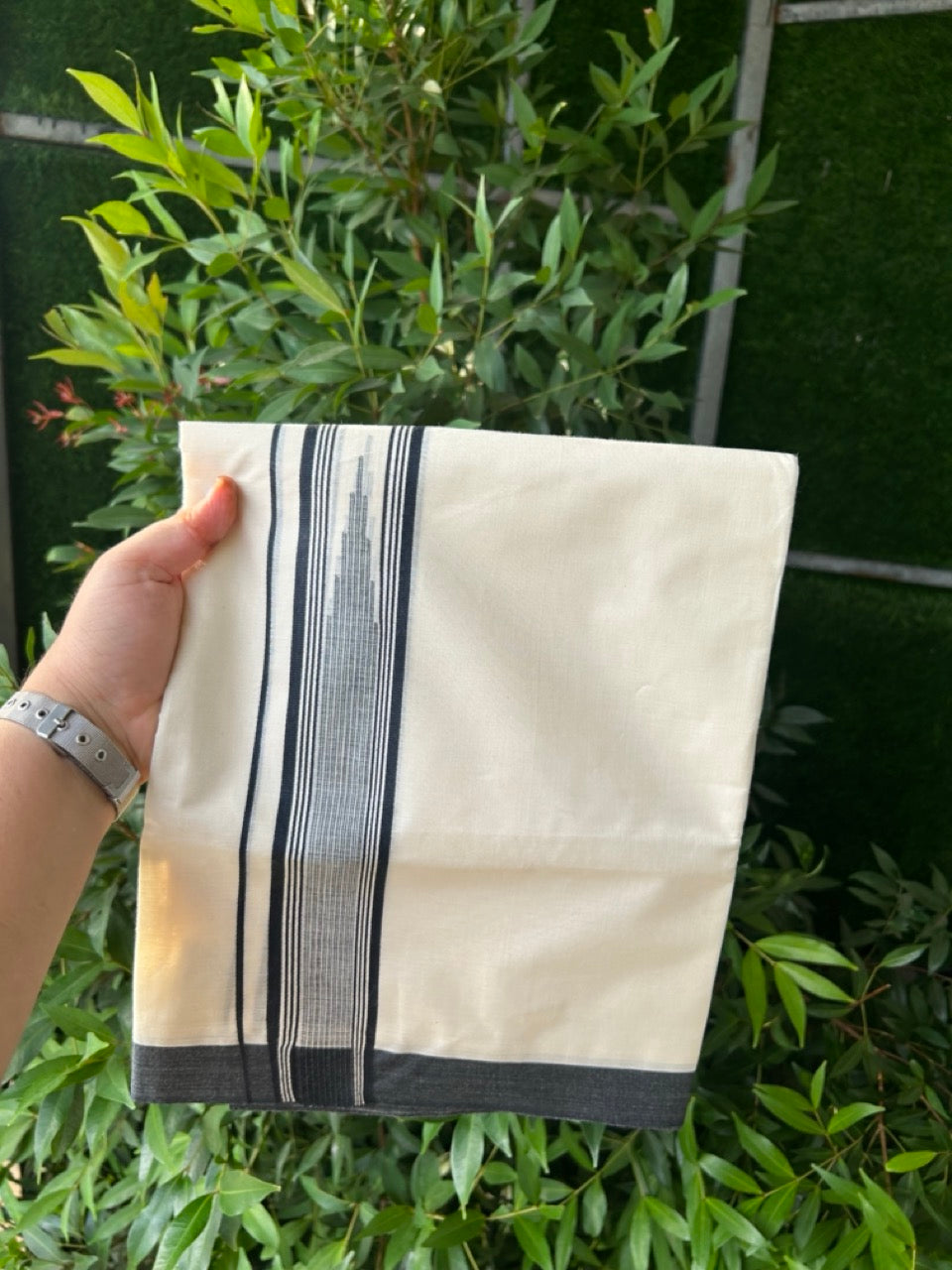 20% Discount! KaithariKada Balaramapuram 100% Cotton Double off white (Unbleached) Mundu/Dhoti - 100X80 - 2 inch Black Striped chutty Kara 4 mtr (8.5 Muzham) - 57 KK5283 PMC