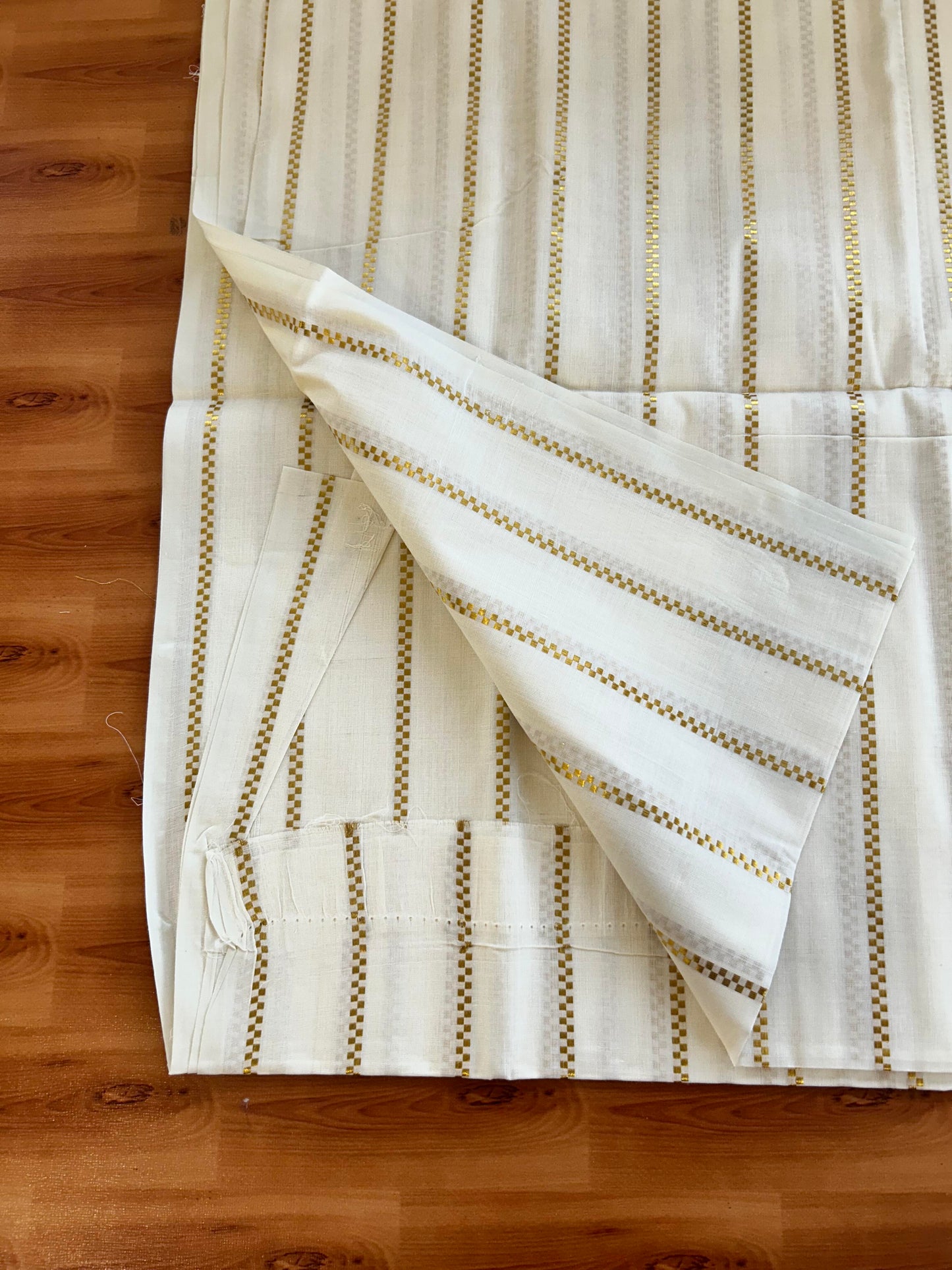 25% Discount! Kaitharikada Kerala Traditional Saree Off white- Mixed Cotton Kasav Saree - 3 Inch Pallu - Gold Kasav Striped Kara & Striped Body - 75 KK7000 PMC