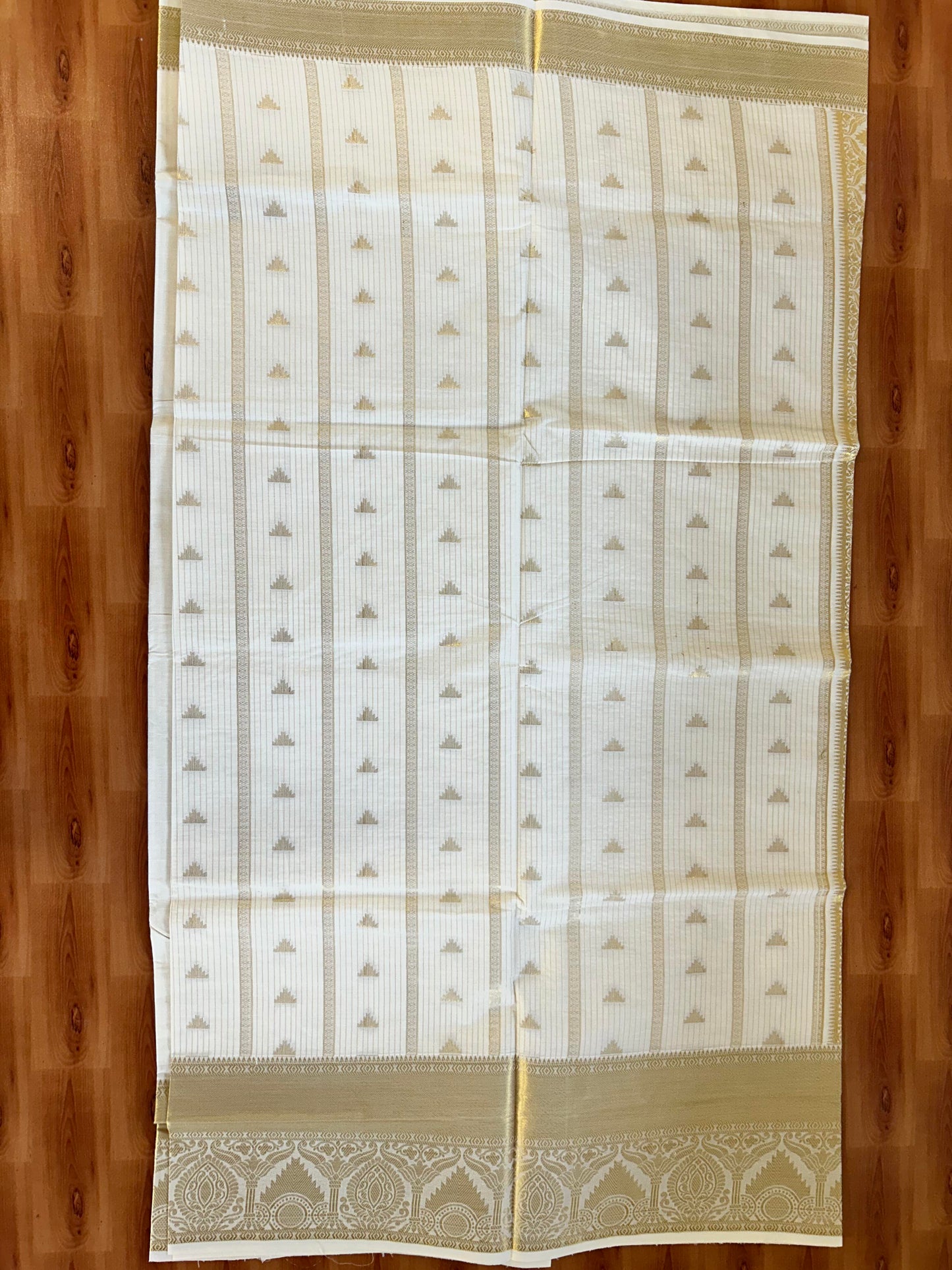 25% Discount! Kaitharikada Kerala Traditional Saree Off white- Mixed Cotton Kasav Saree - Gold Kasav Design Body - 77 KK7000 PMC