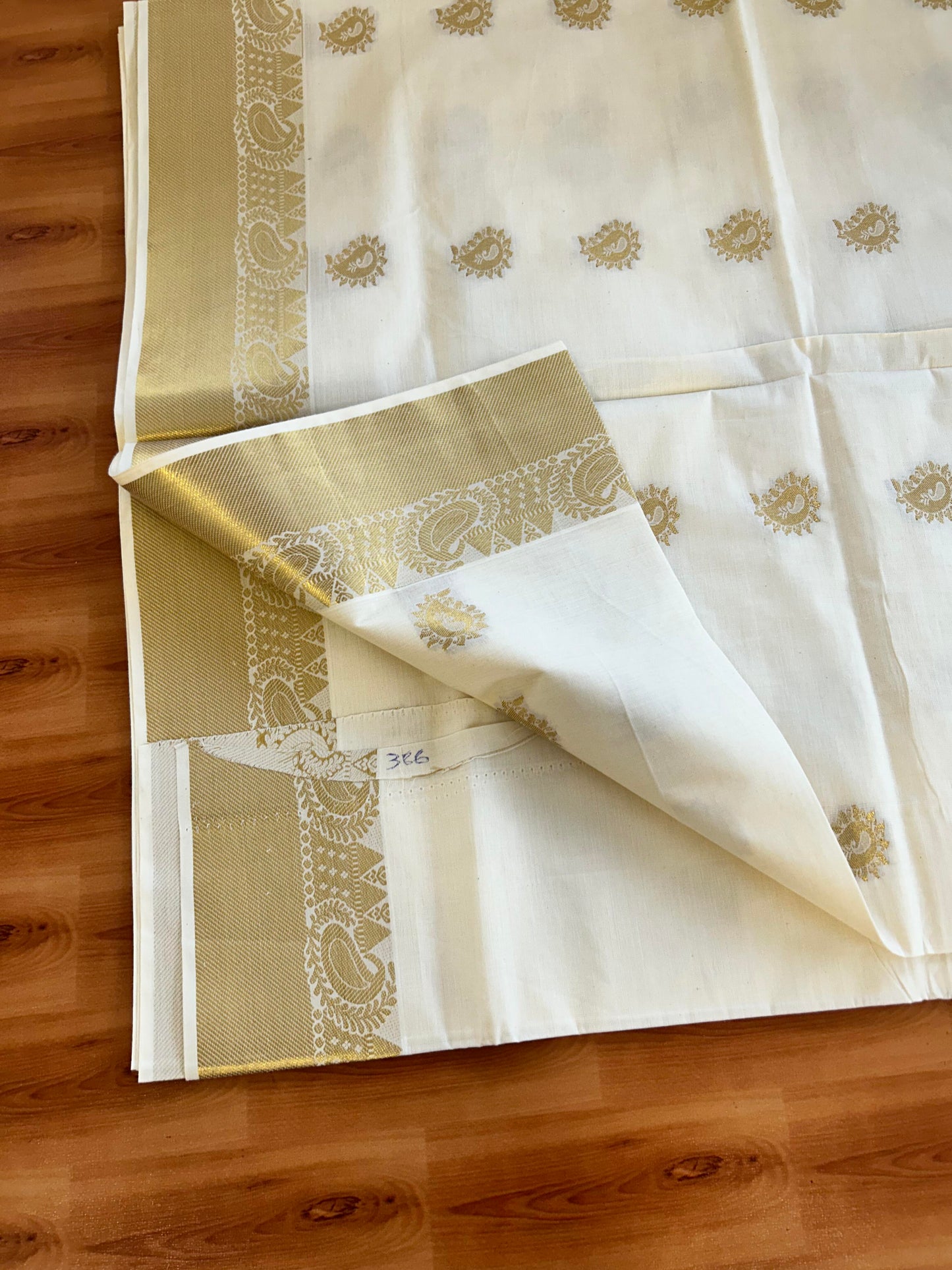 25% Discount! Kaitharikada Kerala Traditional Saree Off white- Mixed Cotton Kasav Saree - Gold Kasav Design Body - 78 KK7000 PMC