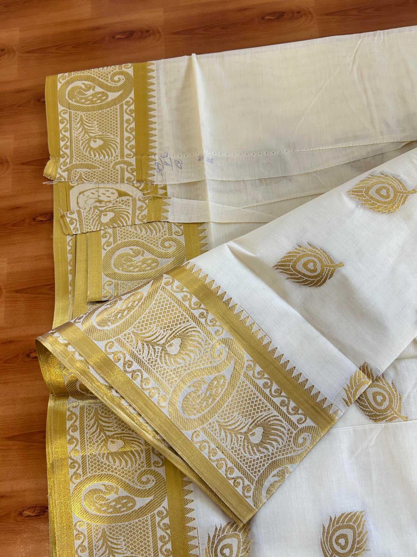 25% Discount! Kaitharikada Kerala Traditional Saree Off white- Mixed Cotton Kasav Saree - Gold Kasav Peacock Design Body - 80 KK7000 PMC