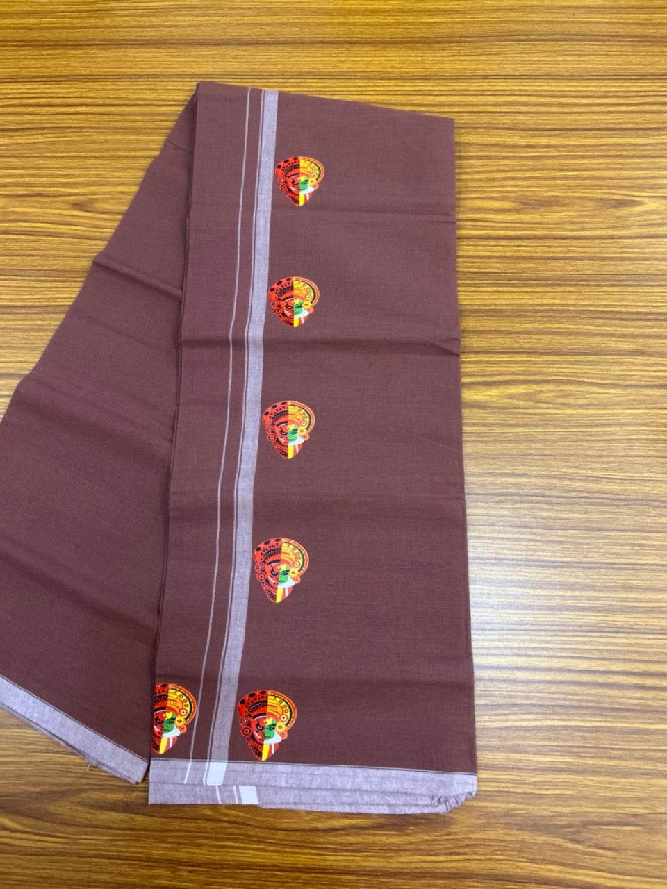 9% Discount !! Kaitharikada Pure Cotton - Single Kaily / Lungi - (40s) - 0.5 inch Theyyam Kadhakali Printed Design kara with Redwood colour body (2 meter / 4 muzham) - 7 KK8028 GAN
