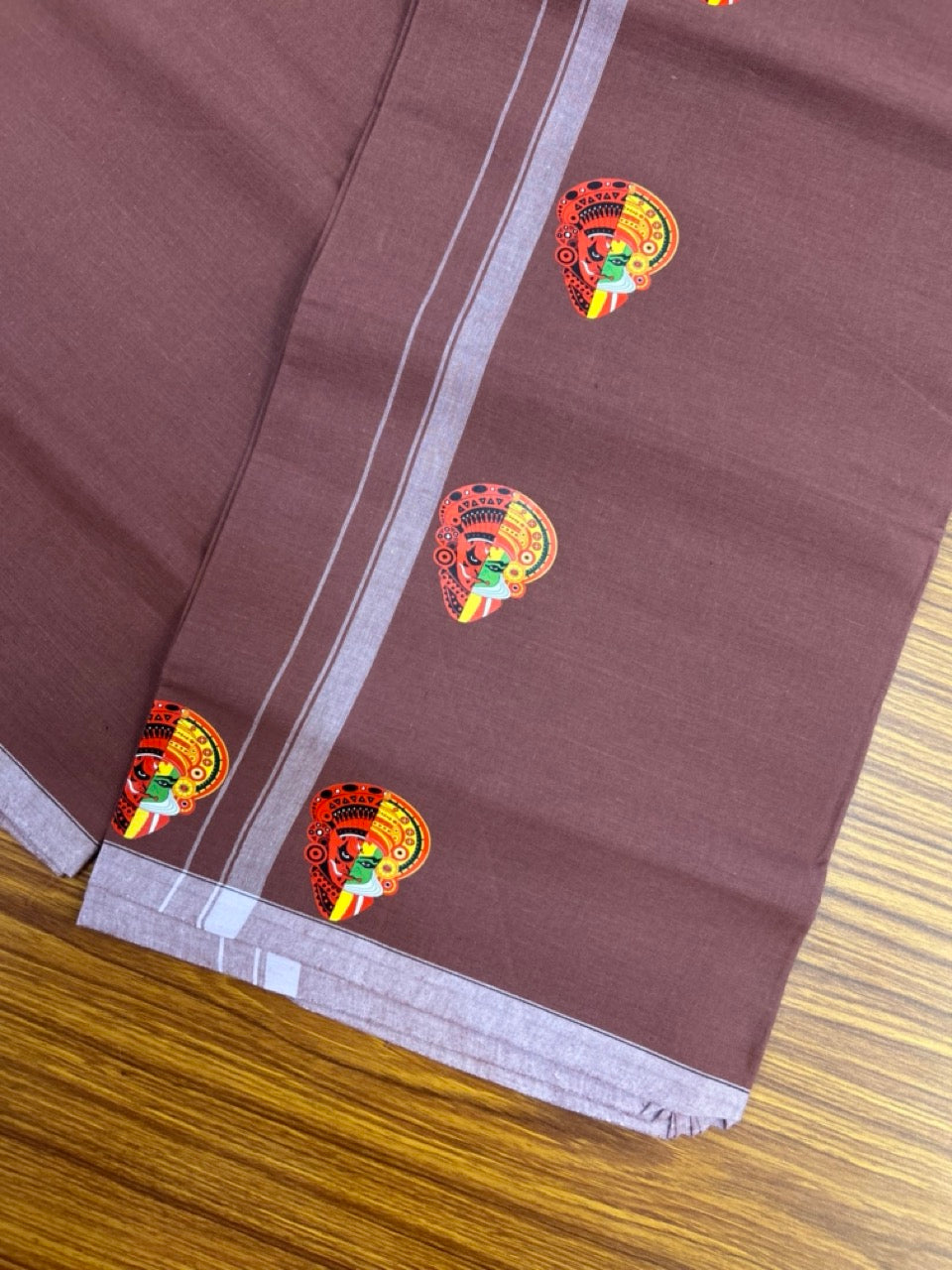 9% Discount !! Kaitharikada Pure Cotton - Single Kaily / Lungi - (40s) - 0.5 inch Theyyam Kadhakali Printed Design kara with Redwood colour body (2 meter / 4 muzham) - 7 KK8028 GAN