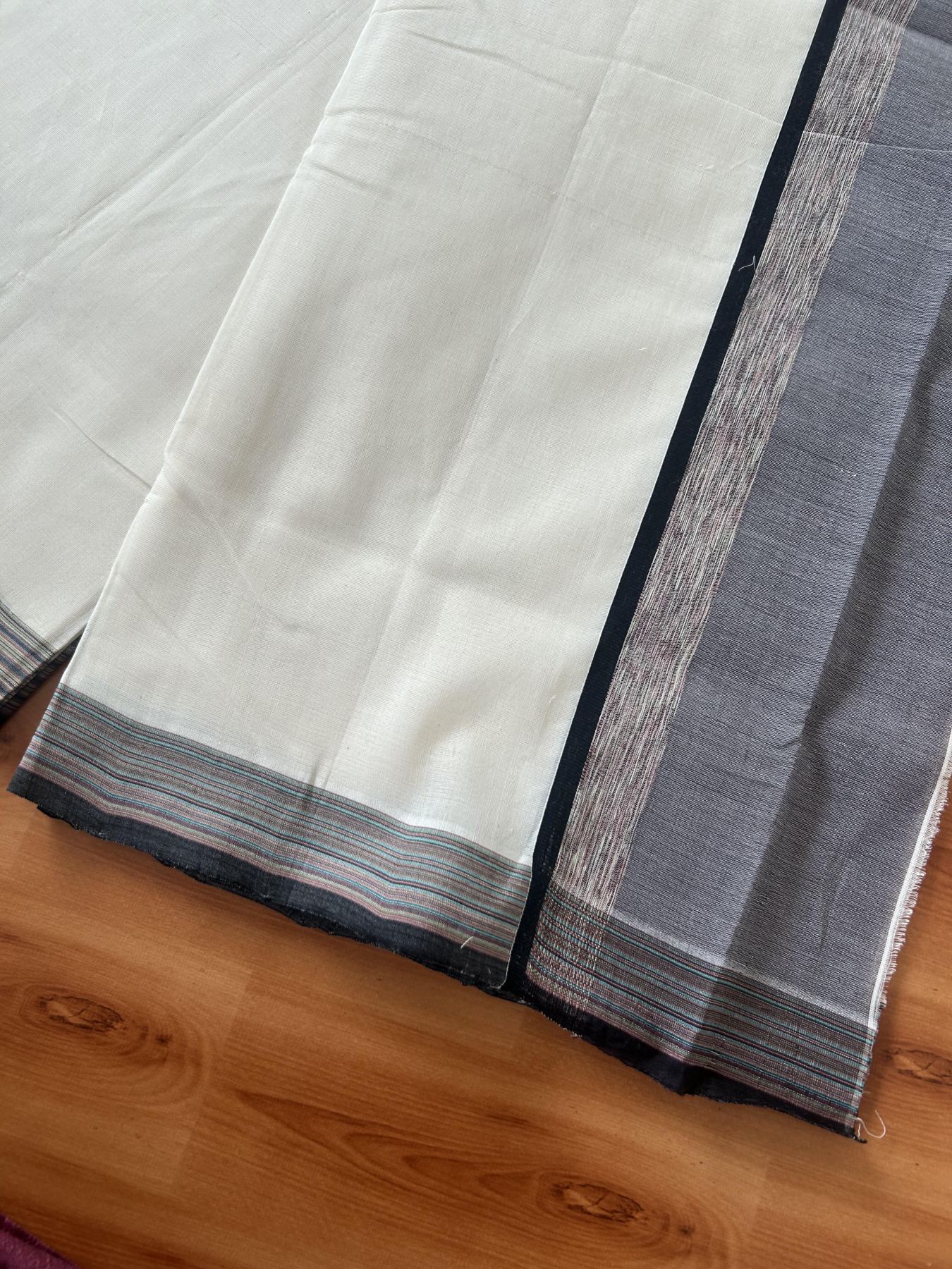 25% Discount!! KaithariKada Handloom Unakkupaav - Kerala Handloom - 100% Pure Cotton Off White - (Unbleached) Double Mundu/Dothi - 100 x 80 - 4.5 inch Multi Colour & Black ,Brown Side Striped Kara 3.80 meter (8 muzham) - 7 KK5390 REA