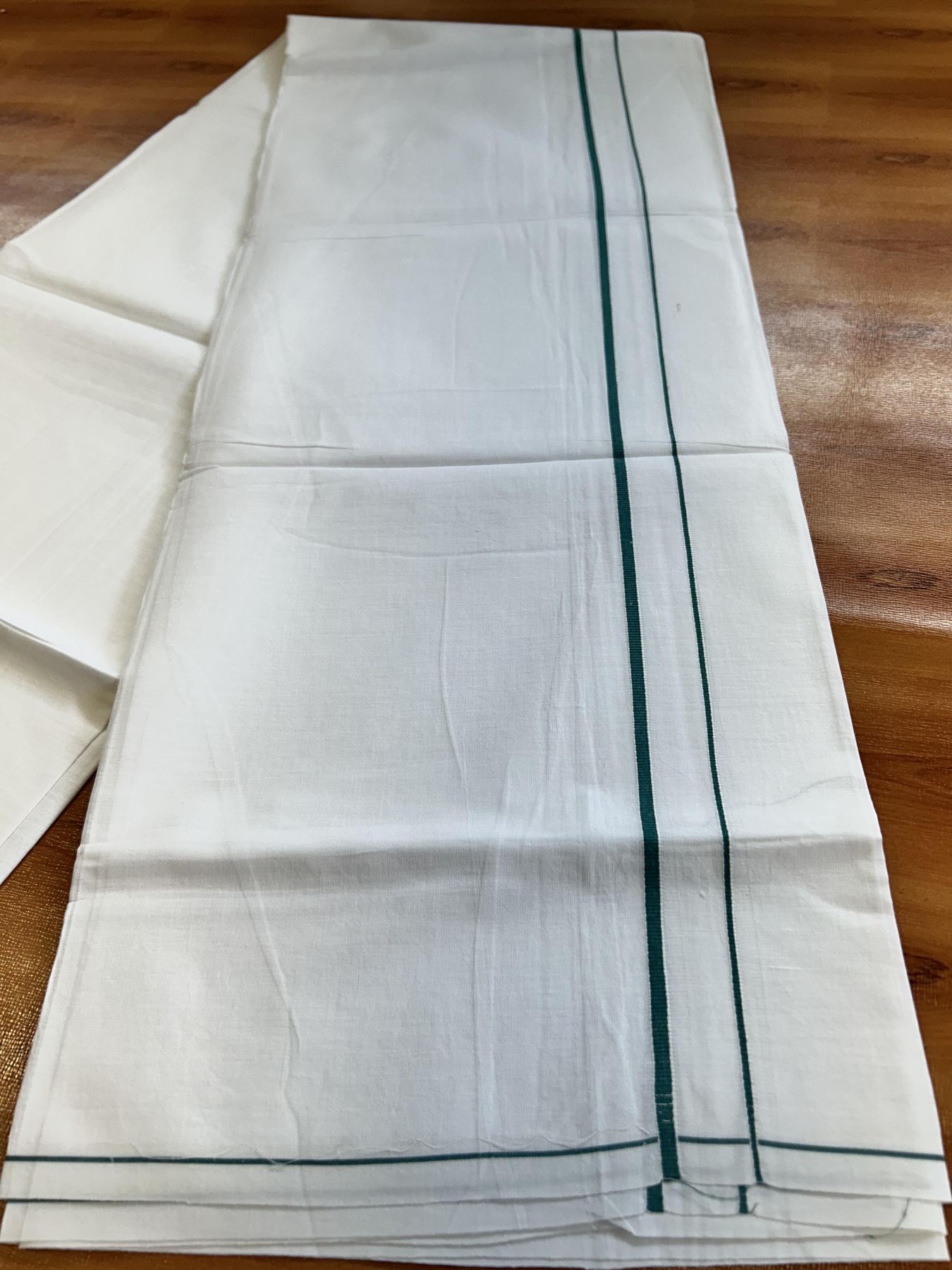 Single Pure White Mundu/Dhoti - KaithariKada Balaramapuram Pure Cotton - 70x30 - 0.3 Inch Peacock Green Kara 1.90 mtr (4 muzham) - 9 KK5418 PMC