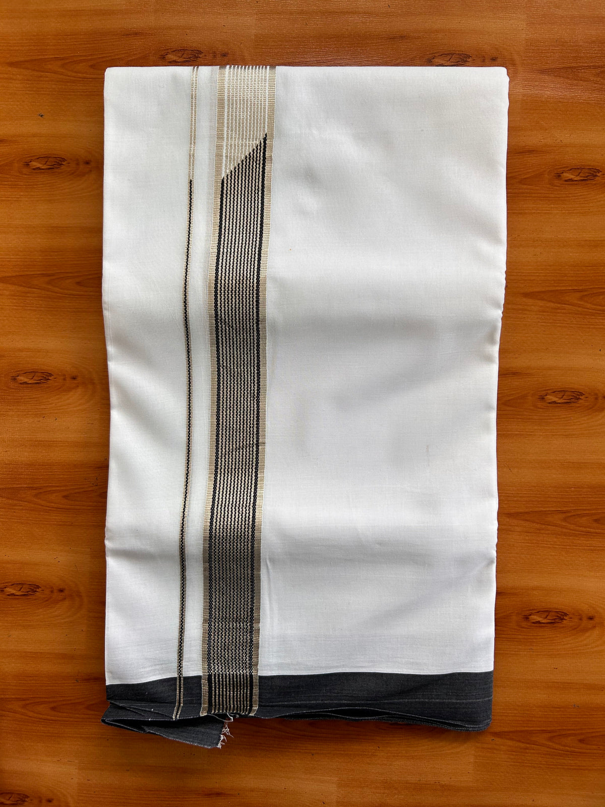 Double Pure white Mundu/Dhoti - 20% Discount! KaithariKada Pulimood- 100% Cotton - 100x100 - 1.75 inch Silver Kasav & Black Heavy Chutty 4 m (8.5 muzham) - 35 KK5534 ASH