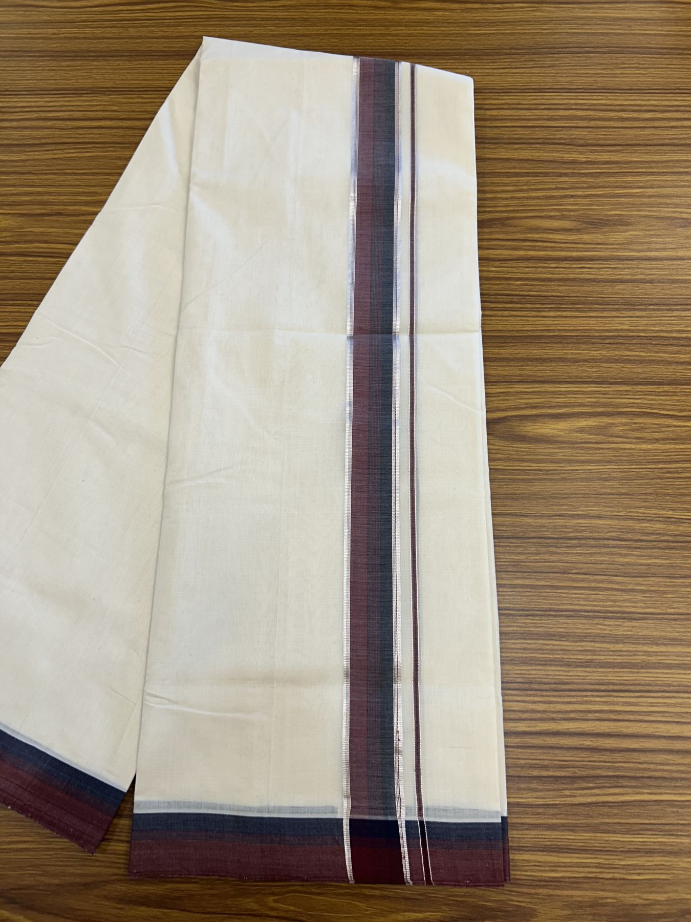 25% Discount! KaithariKada Handloom Unakkupaav Balaramapuram - Cotton Double Mundu/Dhoti Off white (Unbleached) - 100x80 - 1.75 inch Silver Kasav Maroon & Navy Blue shaded Kara - 4 meter (8.5 Muzham) - 26 KK5320 RAM