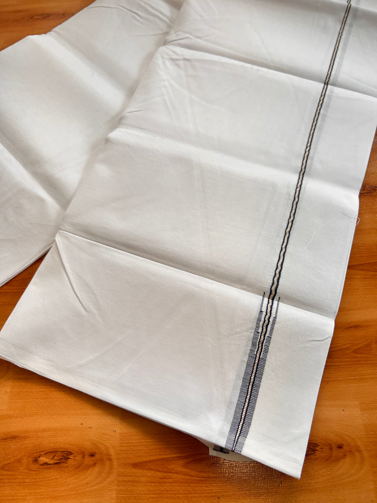 Pure White Single Mundu/Dhoti - 20% Discount! KaithariKada Pulimood 100% Cotton - 100s - 0.5 cm Puliyilakkara Silver Kasav & Navy Blue Chutty (2 meter / 4 muzham) - 29 KK5534 ASH