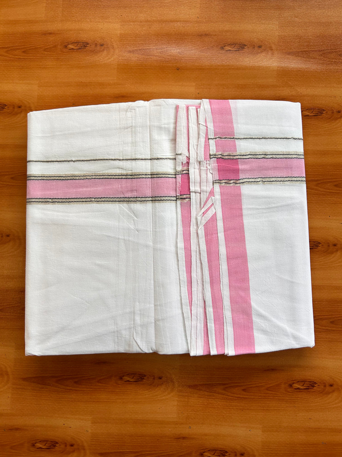 Single Pure White Mundu/Dhoti - 25% Discount ! KaithariKada Pulimood 100% Cotton Kerala Handloom - 1.25 inch Silver Kasav Pink & Blue Striped Kara (2 meter / 4 muzham) - 25 KK5534 KAI