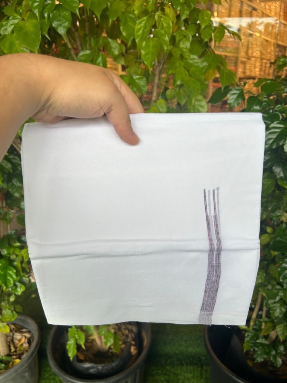 20% DISCOUNT!! NEW!! KaithariKada Balaramapuram 100% Cotton PURE WHITE Double Mundu/Dhoti - (100x80)s - 0.5 inch Navy Blue & Baby Pink Stripes Shaded Puliyilakkara chutty - 8KK5210CKS