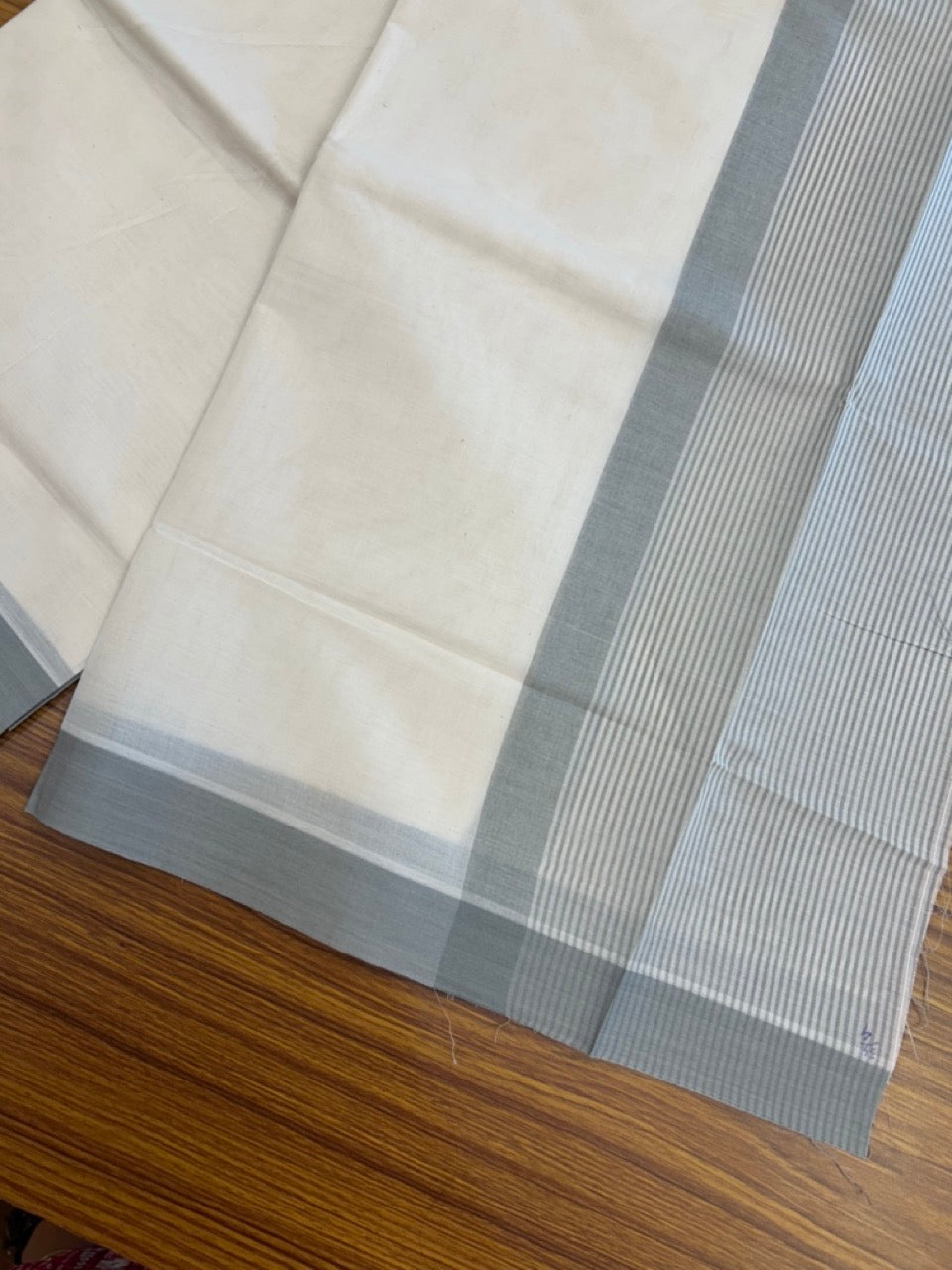 21% Discount! KaithariKada Balaramapuram 100% Cotton Off white (Unbleached) Double Mundu/Dhoti - 100x80 - 7.25 inch Grey Stripes Kara 4 mtr (8.5 muzham) - 37 KK5284 PMC