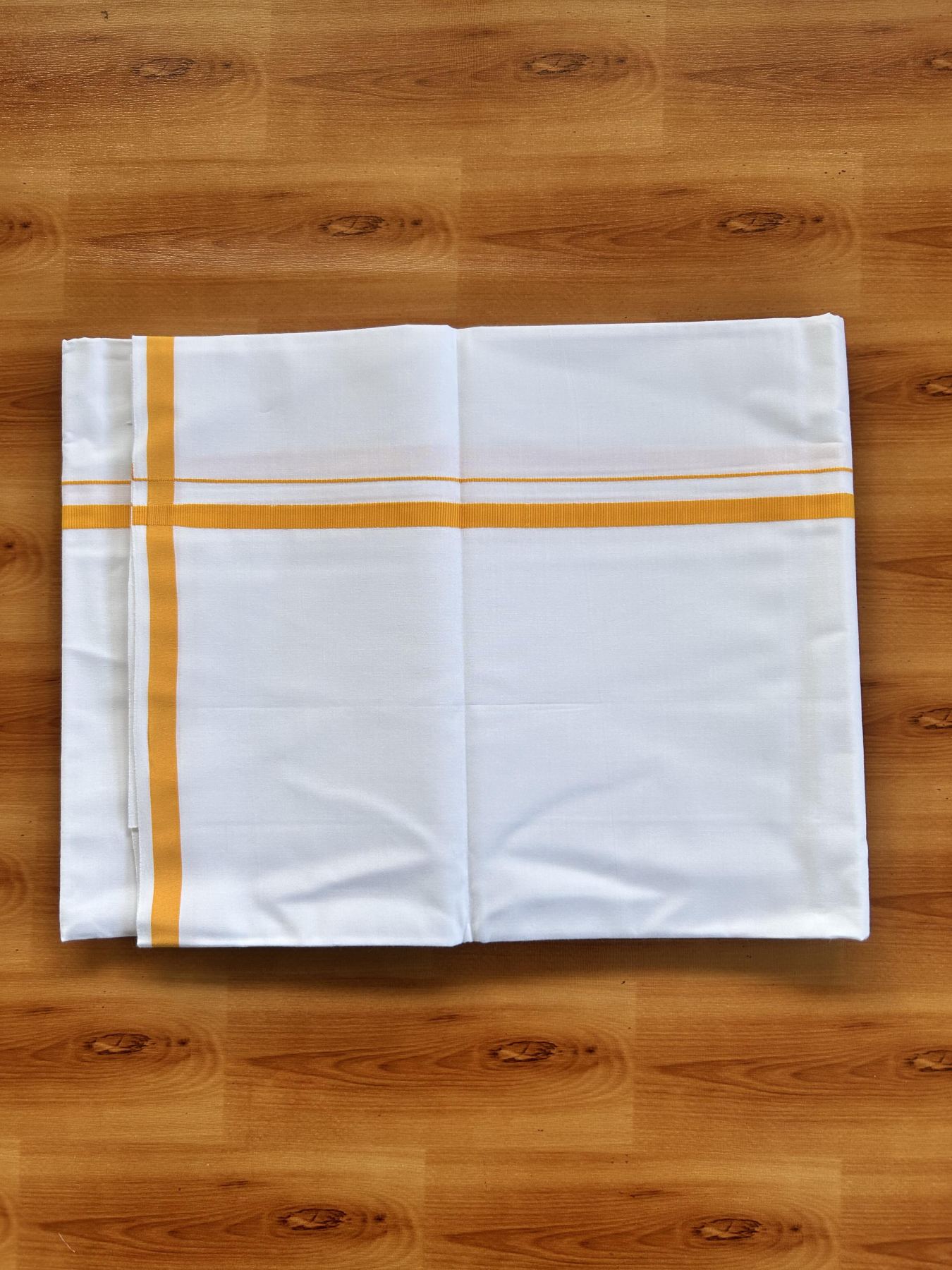 Single Pure White 100% Pure Cotton Mundu/Dhoti - 8% Discount! KaithariKada Mill Bleached - 40s - 1 cm Yellow Kara (2 meter / 4 muzham) - 6 KK5467 MC