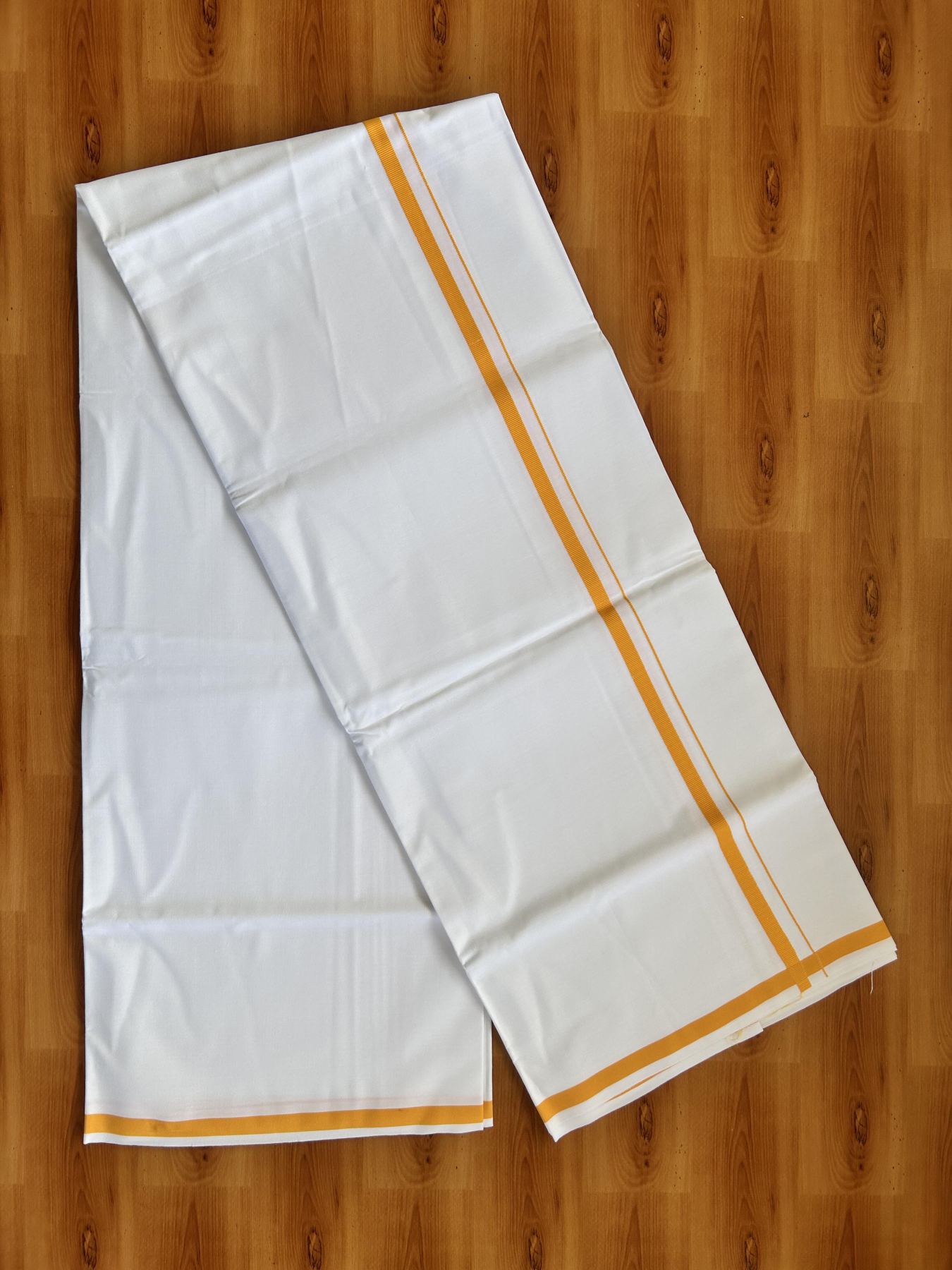 Single Pure White 100% Pure Cotton Mundu/Dhoti - 8% Discount! KaithariKada Mill Bleached - 40s - 1 cm Yellow Kara (2 meter / 4 muzham) - 6 KK5467 MC