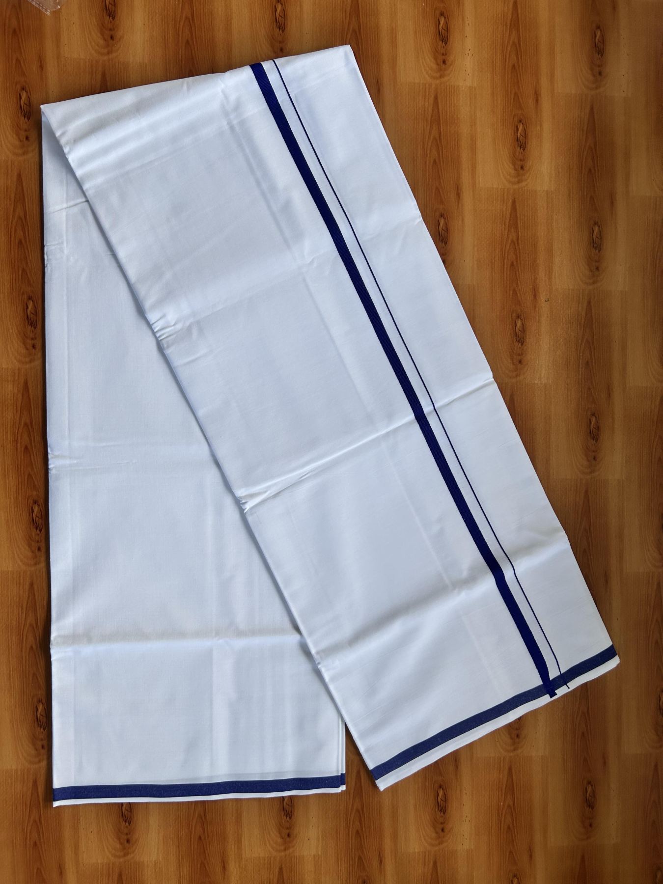 Single Pure White 100% Pure Cotton Mundu/Dhoti - 8% Discount! KaithariKada Mill Bleached - 40s - 1 cm Navy Blue Kara (2 meter / 4 muzham) - 8 KK5467 MC