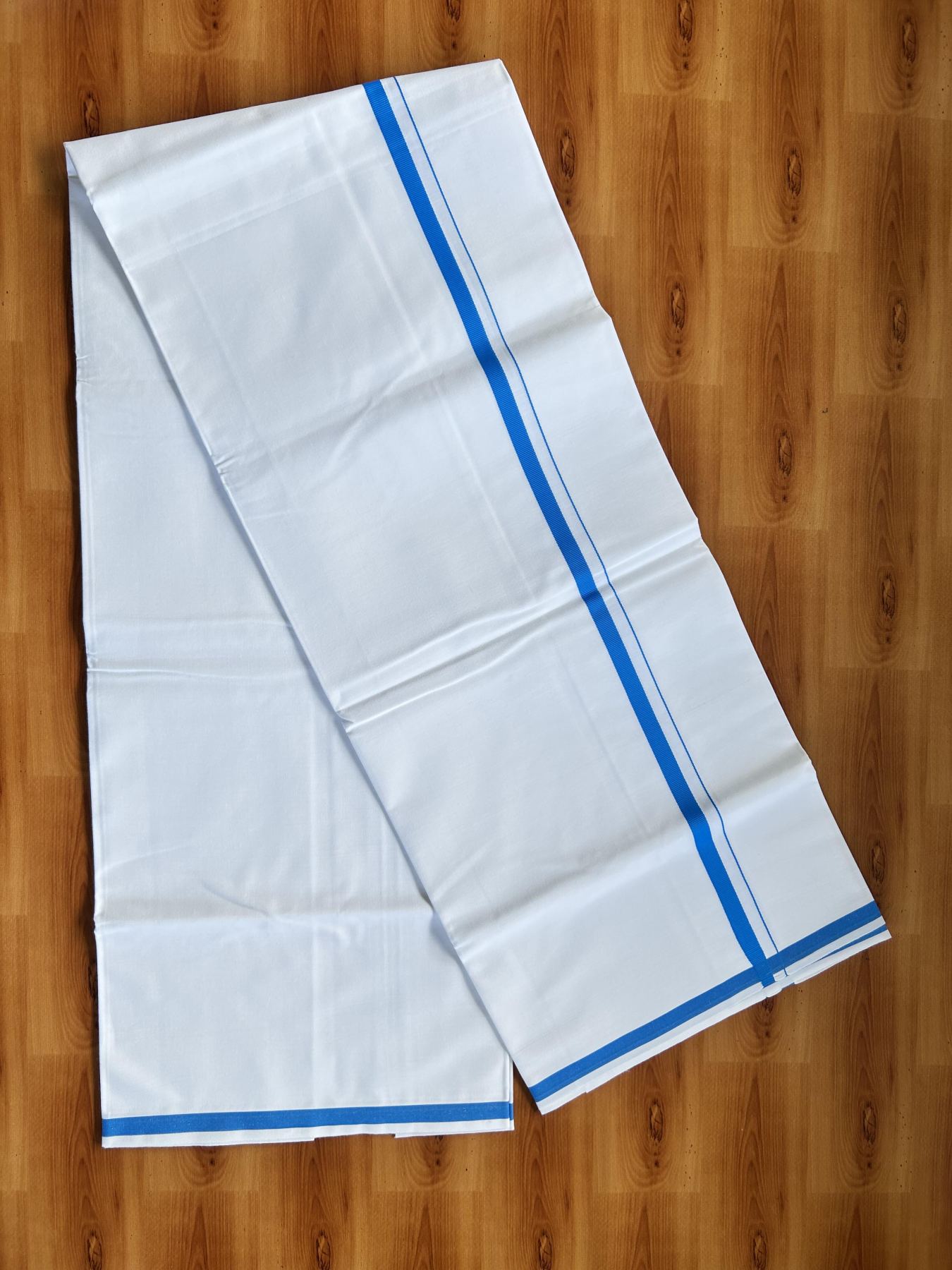 Single Pure White 100% Pure Cotton Mundu/Dhoti - 8% Discount! KaithariKada Mill Bleached - 40s - 1 cm Azure Blue Kara (2 meter / 4 muzham) - 9 KK5467 MC