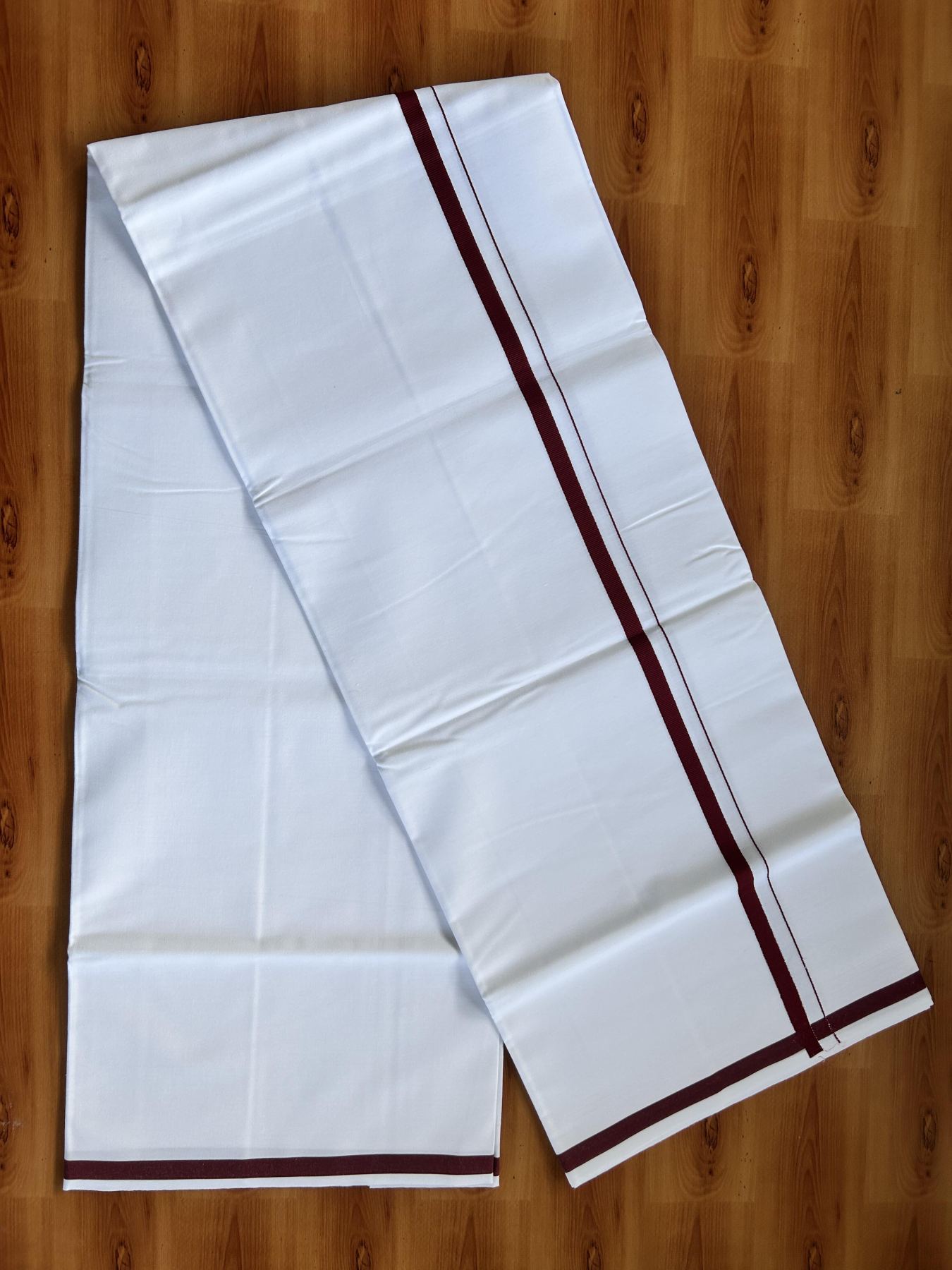 Single Pure White 100% Pure Cotton Mundu/Dhoti - 8% Discount! KaithariKada Mill Bleached - 40s - 1 cm Maroon Kara (2 meter / 4 muzham) - 10 KK5467 MC