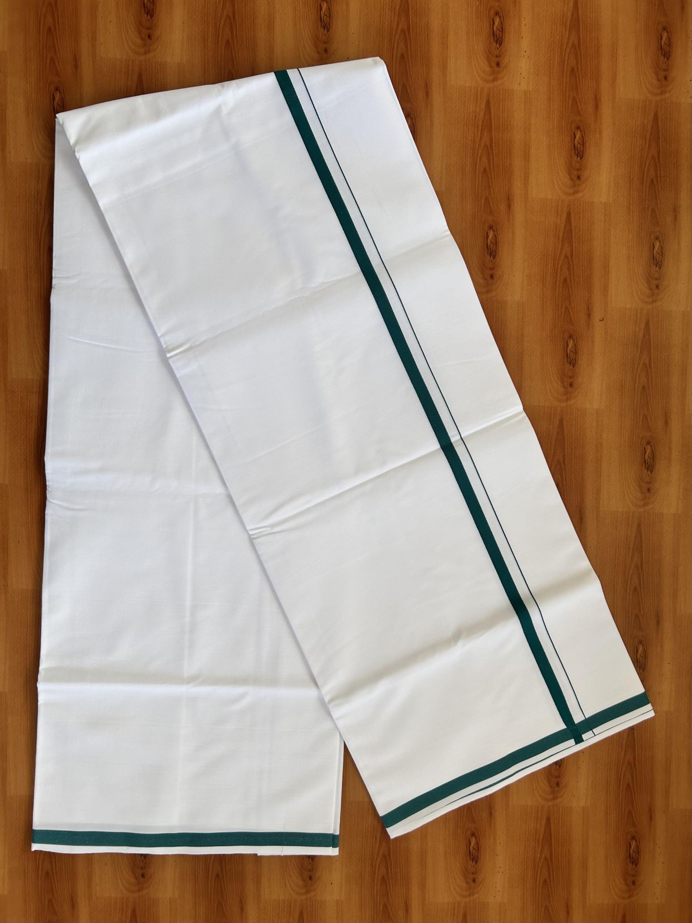 Single Pure White 100% Pure Cotton Mundu/Dhoti - 8% Discount! KaithariKada Mill Bleached - 40s - 1 cm Dark Green Kara (2 meter / 4 muzham) - 11 KK5467 MC