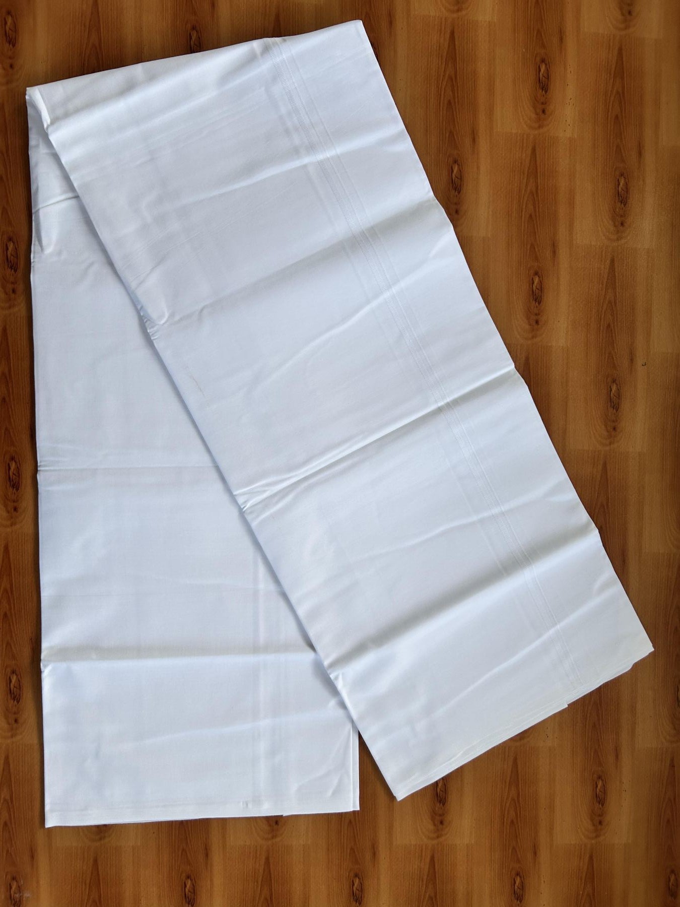 Single Pure White 100% Pure Cotton Mundu/Dhoti - 8% Discount! KaithariKada Mill Bleached - 40s - 0.5 cm White Kara (2 meter / 4 muzham) - 13 KK5467 MC