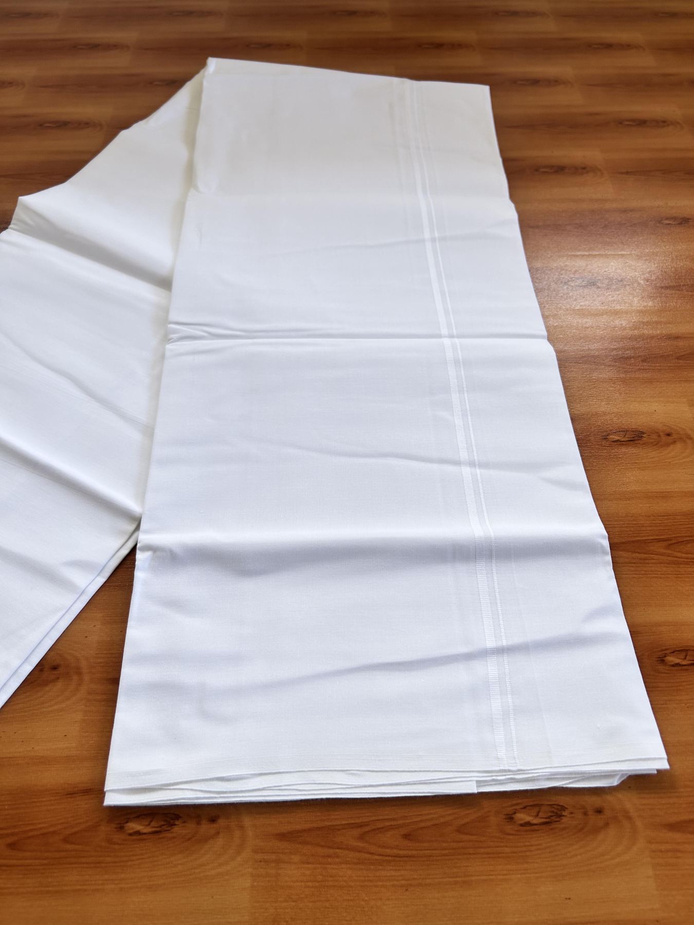 Single Pure White 100% Pure Cotton Mundu/Dhoti - 8% Discount! KaithariKada Mill Bleached - 40s - 0.5 cm White Kara (2 meter / 4 muzham) - 13 KK5467 MC