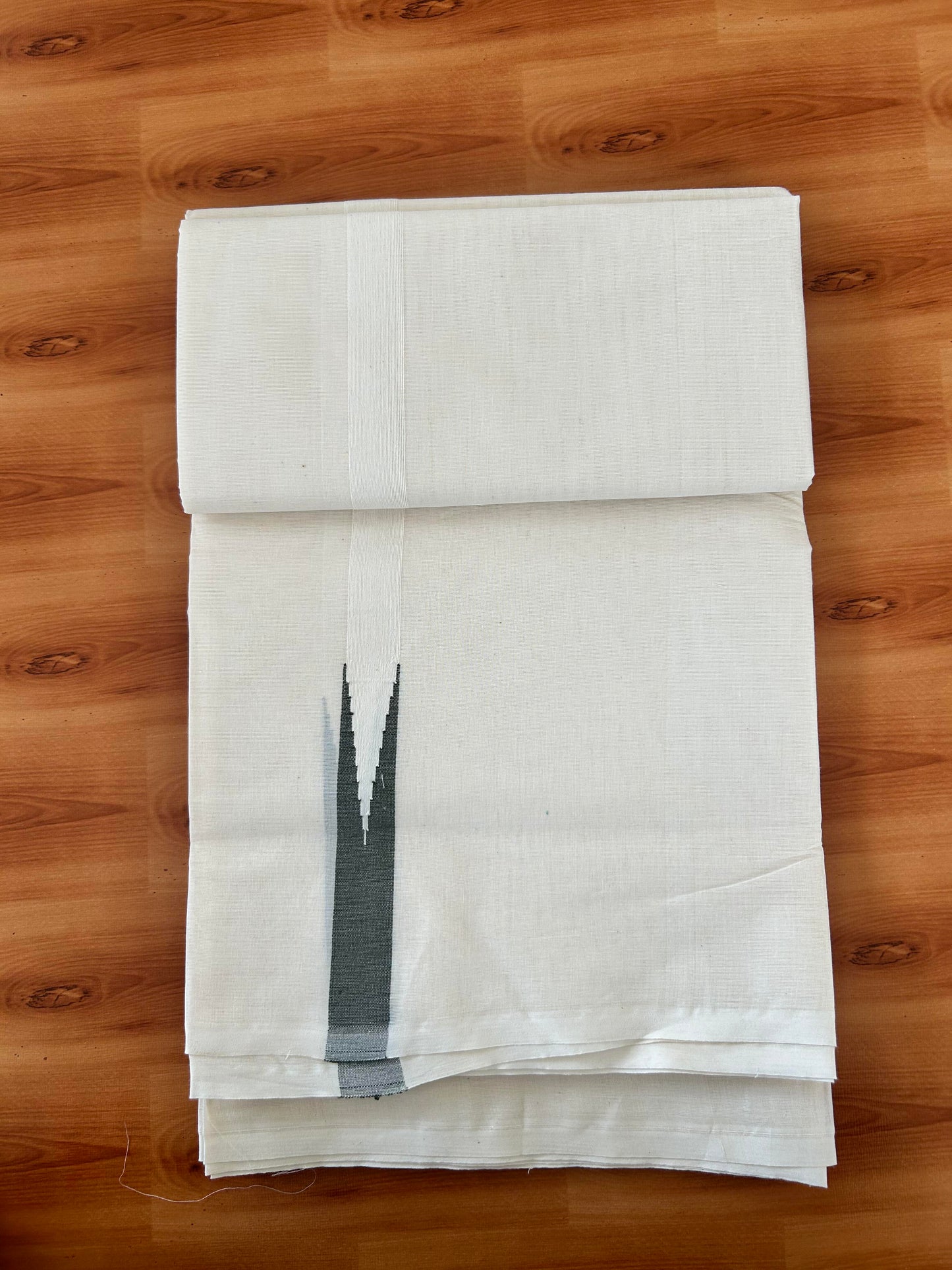 Double Off white Mundu/Dhoti - 20% Discount! KaithariKada Balaramapuram 100% Cotton - 100x100 - 0.75 inch Puliyilakkara Dark Sage Green Striped Chutty Kara - 4 mtr (8.5 muzham) - 7 KK5420 ASH
