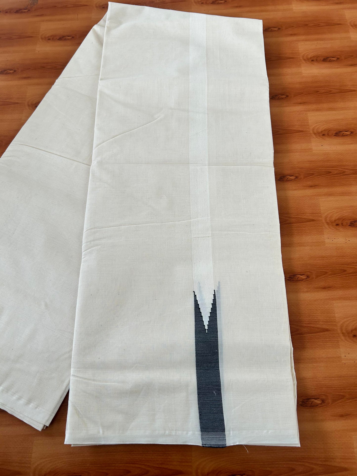 Double Off white Mundu/Dhoti - 20% Discount! KaithariKada Balaramapuram 100% Cotton - 100x100 - 1 inch Puliyilakkara Black Chutty Kara - 4 mtr (8.5 muzham) - 11 KK5420 ASH