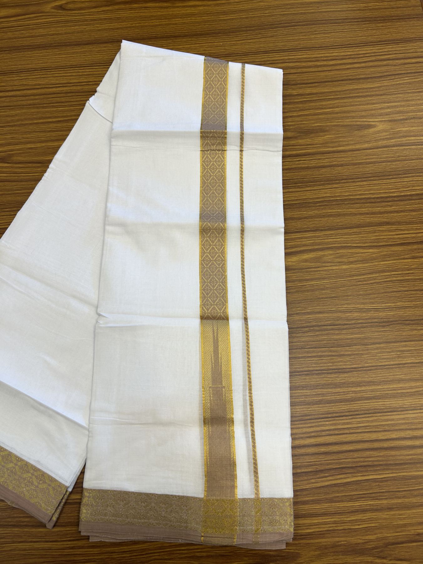 20% Discount ! KaithariKada Balaramapuram 100% Pure Cotton Double Pure White Mundu/Dhoti - 100x80 - 1.25 inch Puliyilakkara Gold Kasav & Dark Peach Jacquard Design Chutty kara 3.90 mtr (8 Muzham) - 21 KK5321 CJT