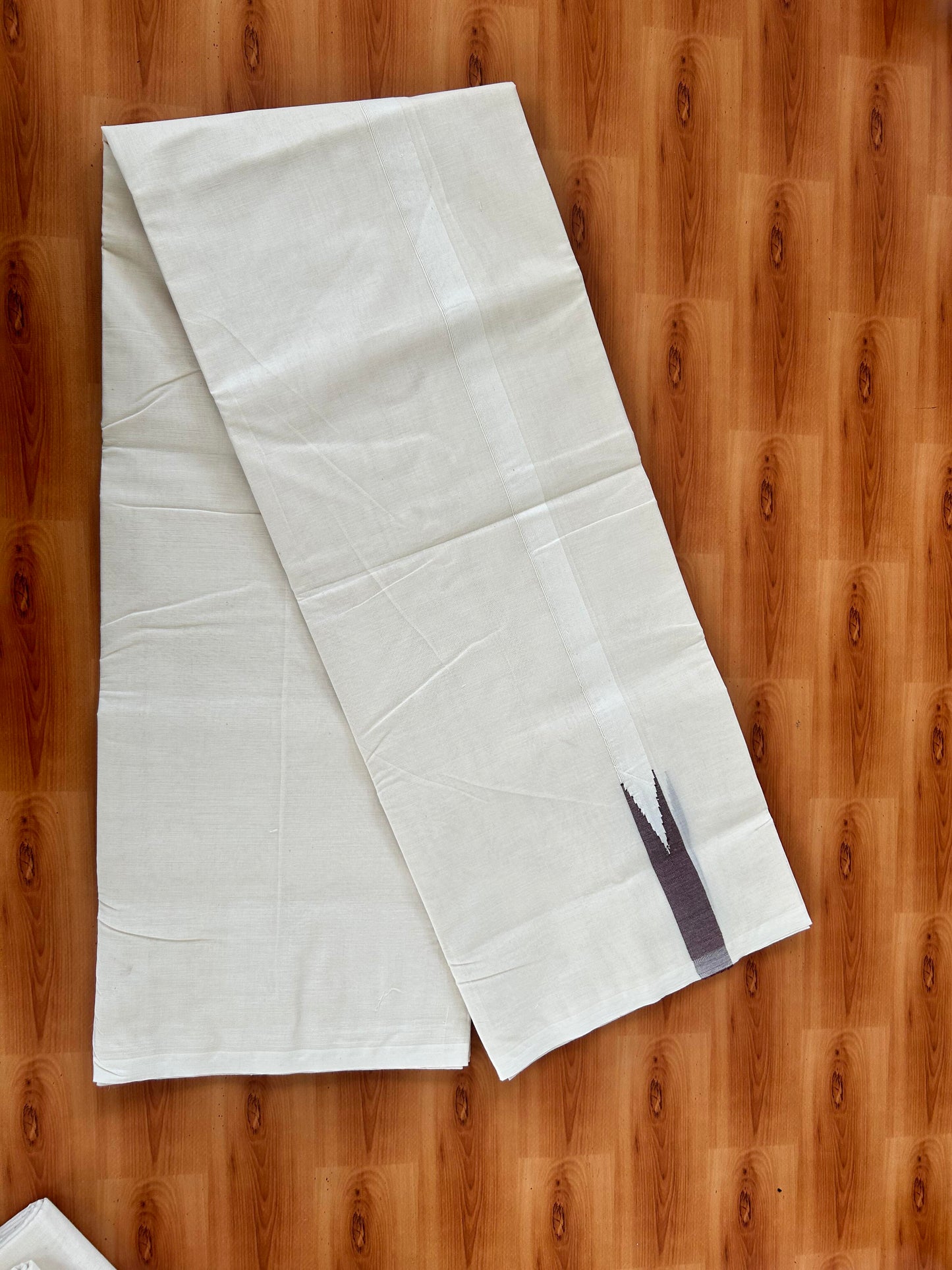 Double Off white Mundu/Dhoti - 20% Discount! KaithariKada Balaramapuram 100% Cotton - 100x100 - 1 inch Puliyilakkara Dark Brown Chutty Kara - 4 mtr (8.5 muzham) - 15 KK5420 ASH