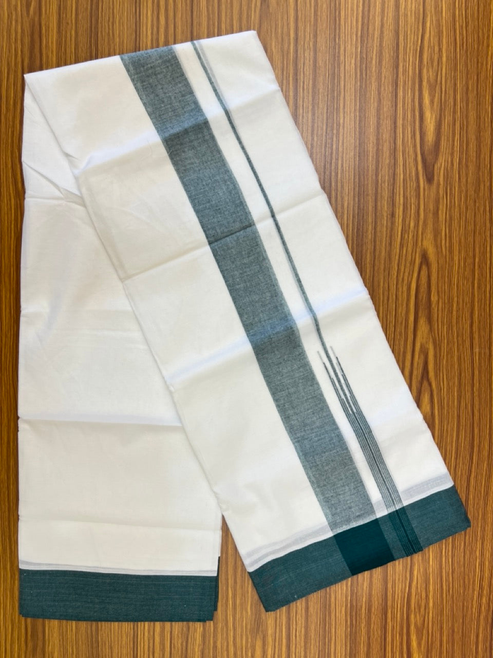 20% Discount! KaithariKada Balaramapuram 100% Cotton Double Pure white Mundu/Dhoti- 60s - 2.25 inch Bottle Green One Side Chutty kara - 3.90mtr ( 8 muzham) - 83 KK5279 CKS
