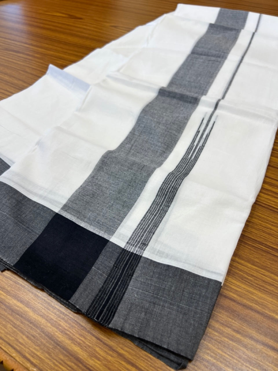 20% Discount! KaithariKada Balaramapuram 100% Cotton Double Pure white Mundu/Dhoti- 60s - 2.25 inch Black One Side Chutty kara - 3.90mtr ( 8 muzham) - 80 KK5279 CKS