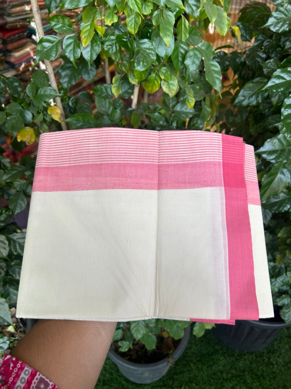 21% Discount! KaithariKada Balaramapuram 100% Cotton Off white (Unbleached) Double Mundu/Dhoti - 100x80 - 7.25 inch Dark Pink Stripes Kara 4 mtr (8.5 muzham) - 36 KK5284 PMC