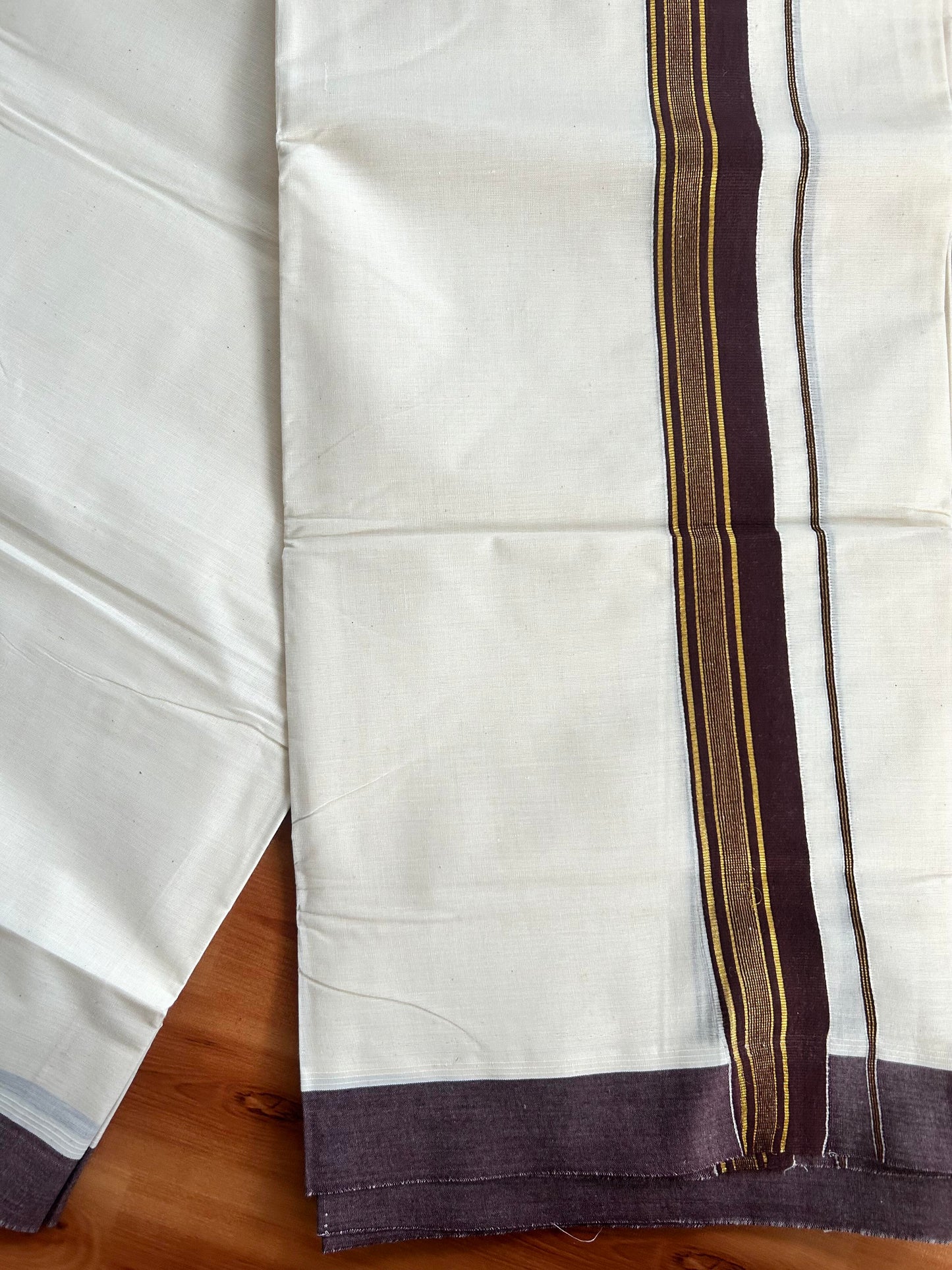 Double Off White  Mundu/Dhoti- 20% Discount! KaithariKada Balaramapuram Pure Cotton - 80s - 1.5 inch Gold Striped Kasav & Brown Kara - 4mtr (8.5muzham) - 4 KK5421 VAS