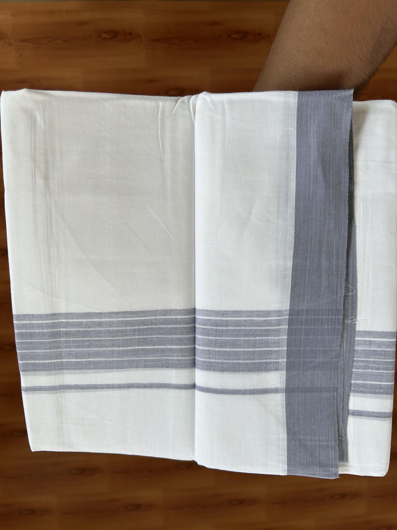 20% Discount ! KaithariKada Balaramapuram - 100% Pure Cotton Pure white Double Mundu / Dhothi 100x80 - 1.5 inch Ash Violet Shaded Kara  4.5 Meters (10 Muzham) - 12 KK5391 THI