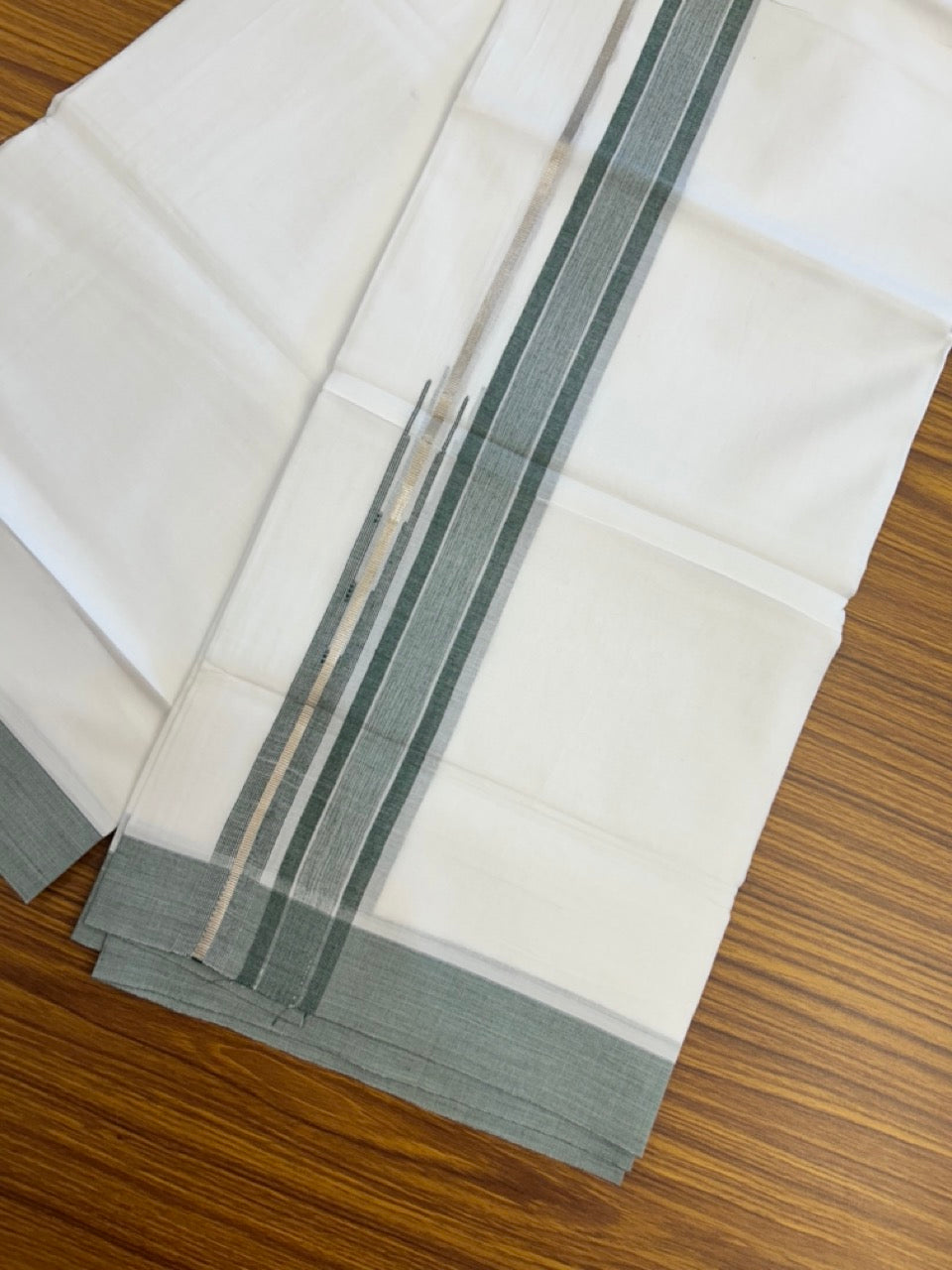 20% Discount ! KaithariKada Balaramapuram 100% Cotton Pure white Double Mundu/Dhoti - (100x80)s - 1.25 inch Silver Kasav & Green Shaded Stripes Chutty Kara 3.90 mtr (8 muzham) - 17 KK5287 PMC
