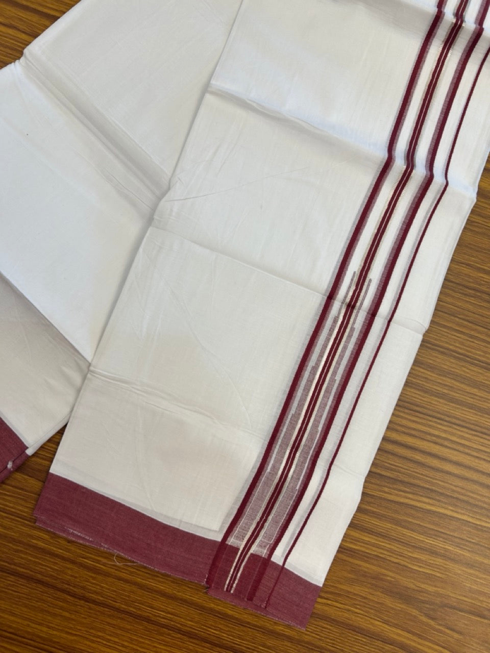 20% Discount ! KaithariKada Balaramapuram 100% Cotton Pure white Double Mundu/Dhoti - (100x80)s - 1.5 inch Silver Kasav & Maroon Shaded Stripes Chutty Kara 3.90 mtr (8 muzham) - 18 KK5287 PMC