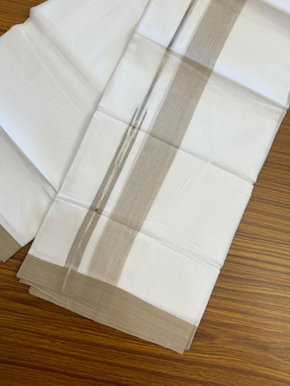 20% Discount ! KaithariKada Balaramapuram 100% Cotton Pure white Double Mundu/Dhoti - (100x80)s - 1.75 inch Silver Kasav & Beige Shades Chutty Kara 3.90 mtr (8 muzham) - 21 KK5287 PMC