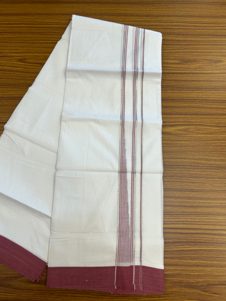 20% Discount ! KaithariKada Balaramapuram 100% Cotton Pure white Double Mundu/Dhoti - (100x80)s - 1.5 inch Silver Kasav & Light Maroon Stripes Chutty Kara 3.90 mtr (8 muzham) - 32 KK5287 PMC