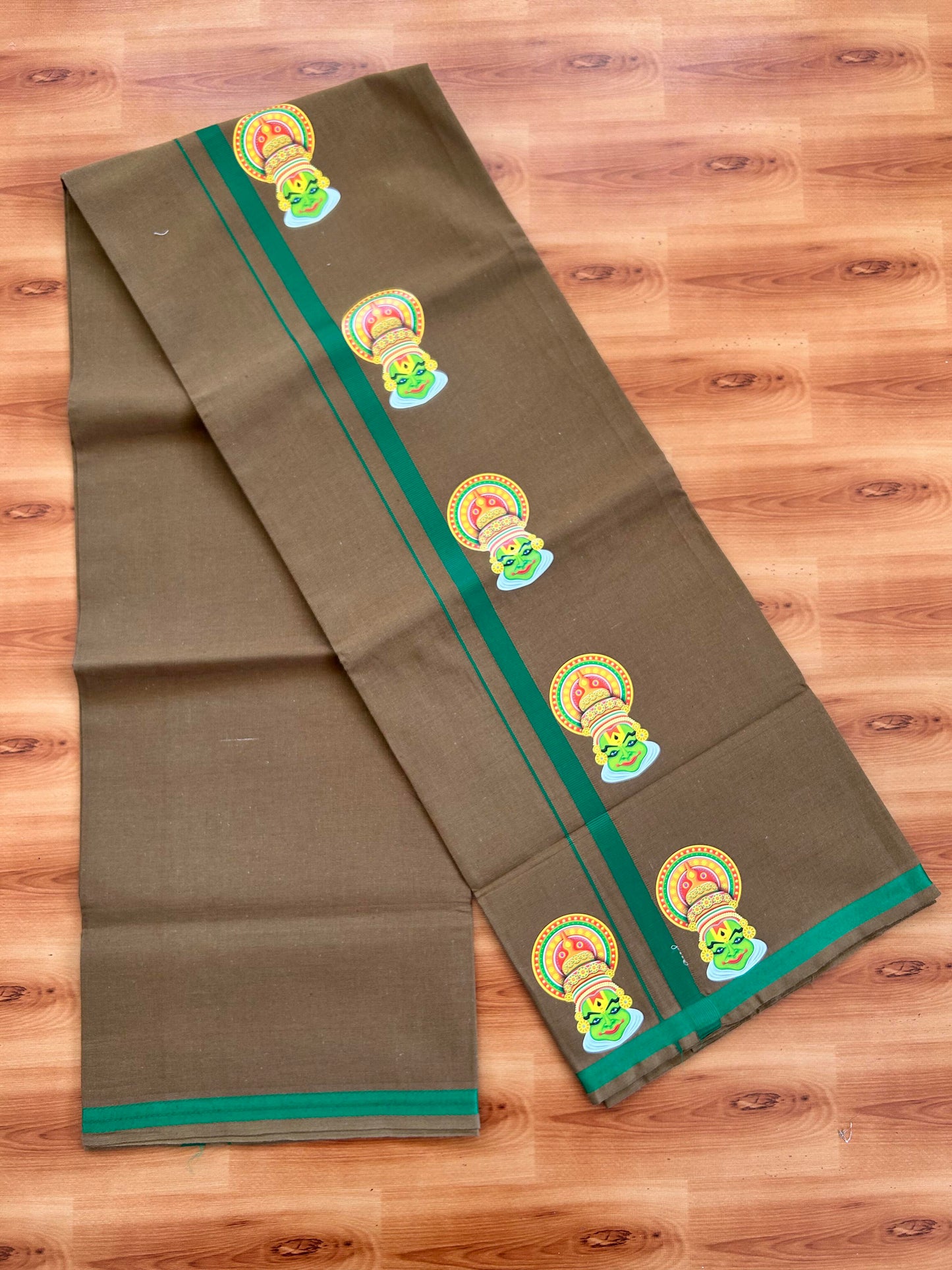 Single Kaily / Lungi- 20% Discount !! Kaitharikada - Pure Cotton - (40s) - 0.5 inch Light Green Kara Kathakali Printed Design Kara with Brown colour Body (2 meter / 4 muzham) - 54 KK8062 GAN