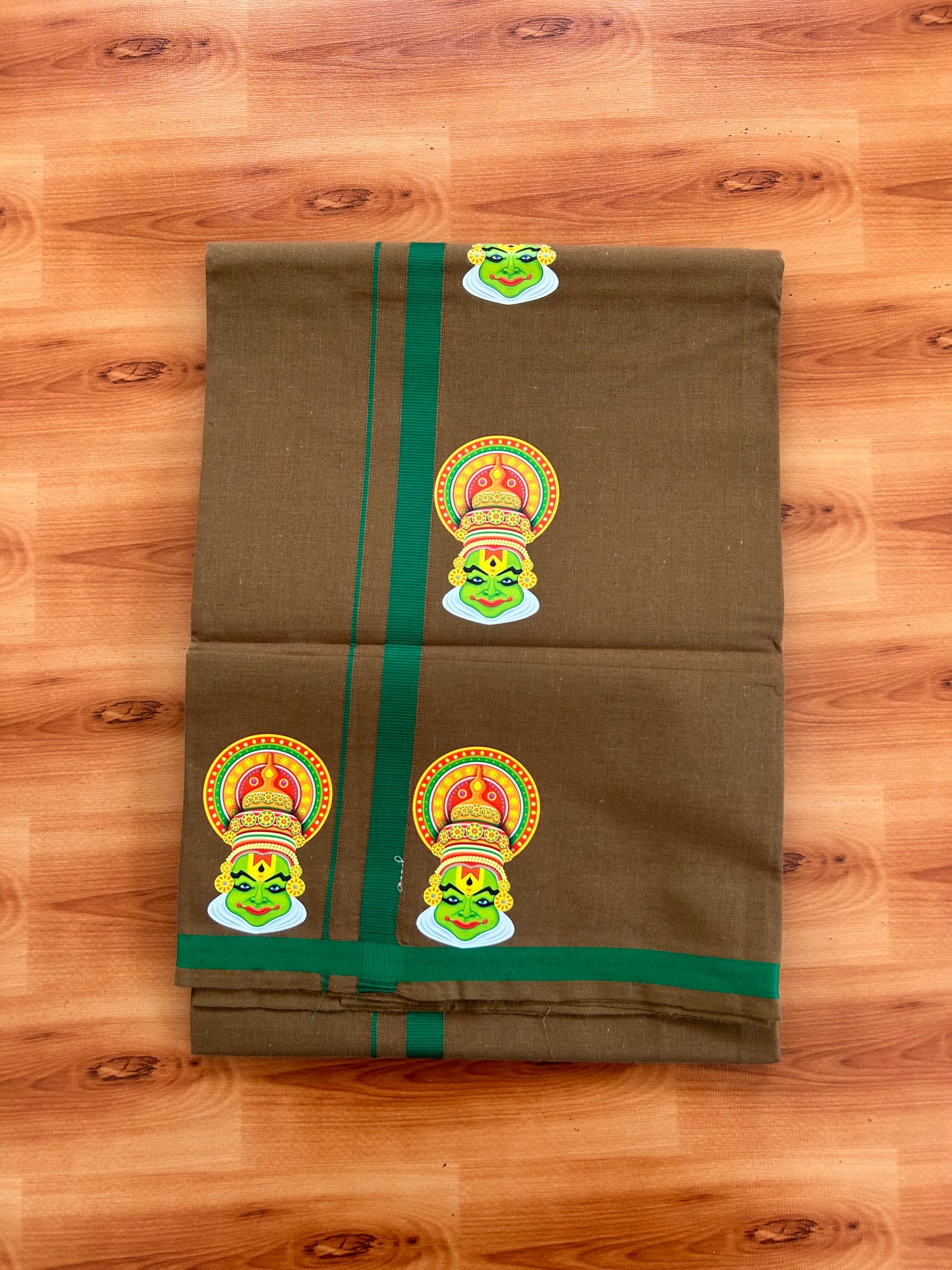 Single Kaily / Lungi- 20% Discount !! Kaitharikada - Pure Cotton - (40s) - 0.5 inch Light Green Kara Kathakali Printed Design Kara with Brown colour Body (2 meter / 4 muzham) - 54 KK8062 GAN