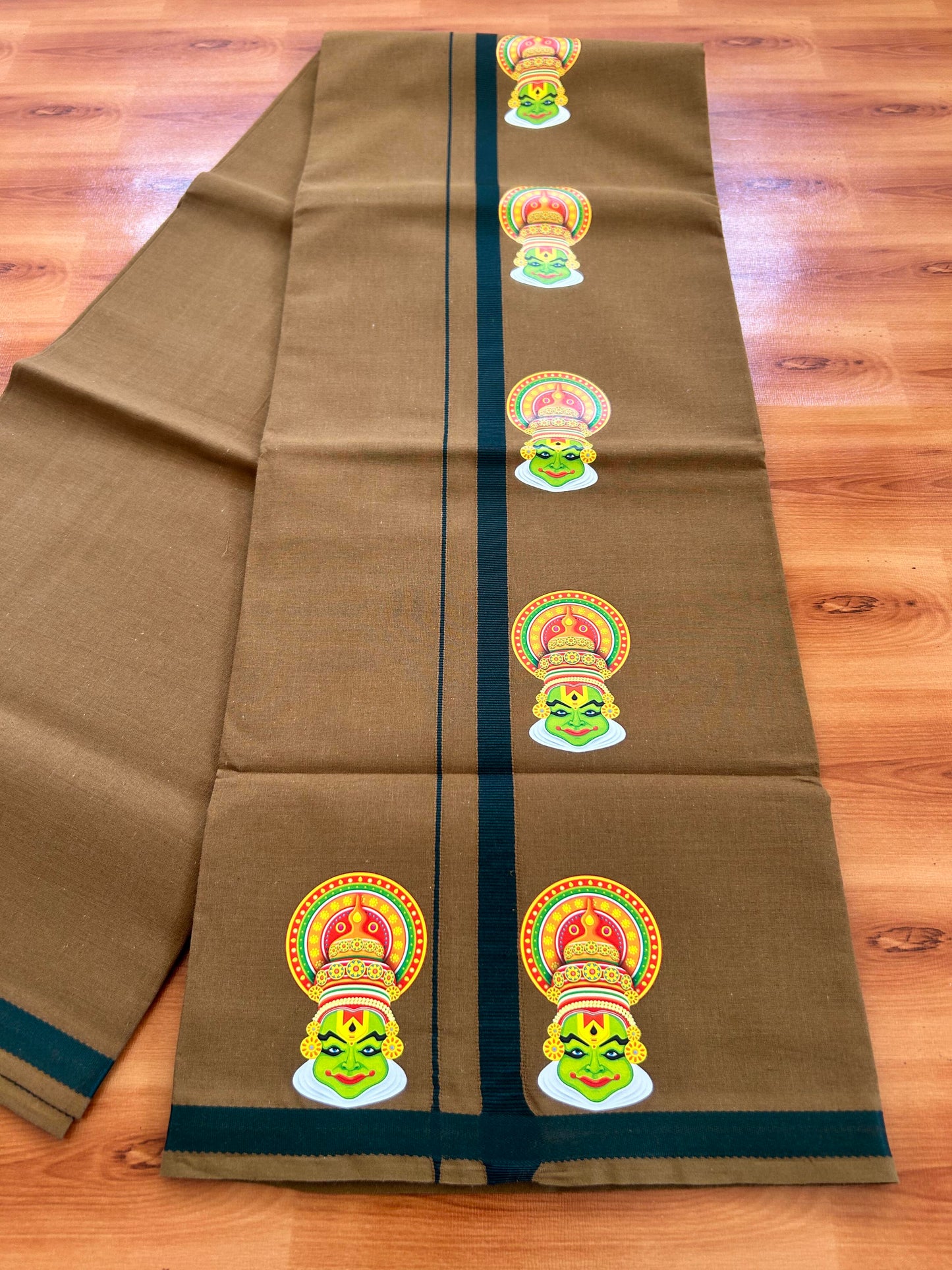 Single Kaily / Lungi- 20% Discount !! Kaitharikada - Pure Cotton - (40s) - 0.5 inch Dark Green Kara Kathakali Printed Design Kara with Brown colour Body (2 meter / 4 muzham) - 55 KK8062 GAN