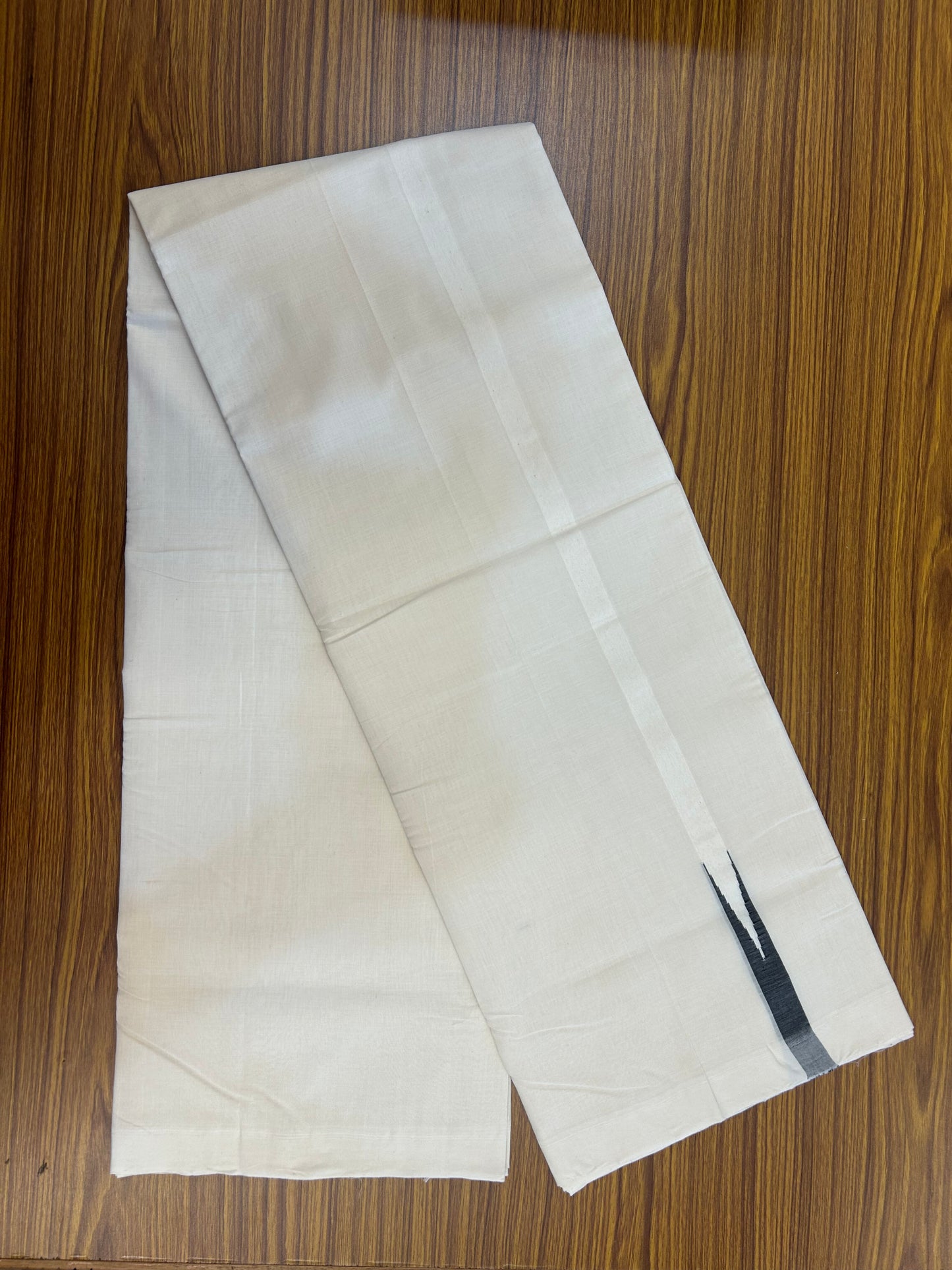 25% Discount!! KaithariKada Handloom Unakkupaav - Kerala Handloom - 100% Pure Cotton Off White - (Unbleached) Double Mundu/Dothi - 100x80 - 1.5 cm Puliyilakkara Black Chutty Kara 4 mtr (8.5 muzham) - 45 KK5353 REA
