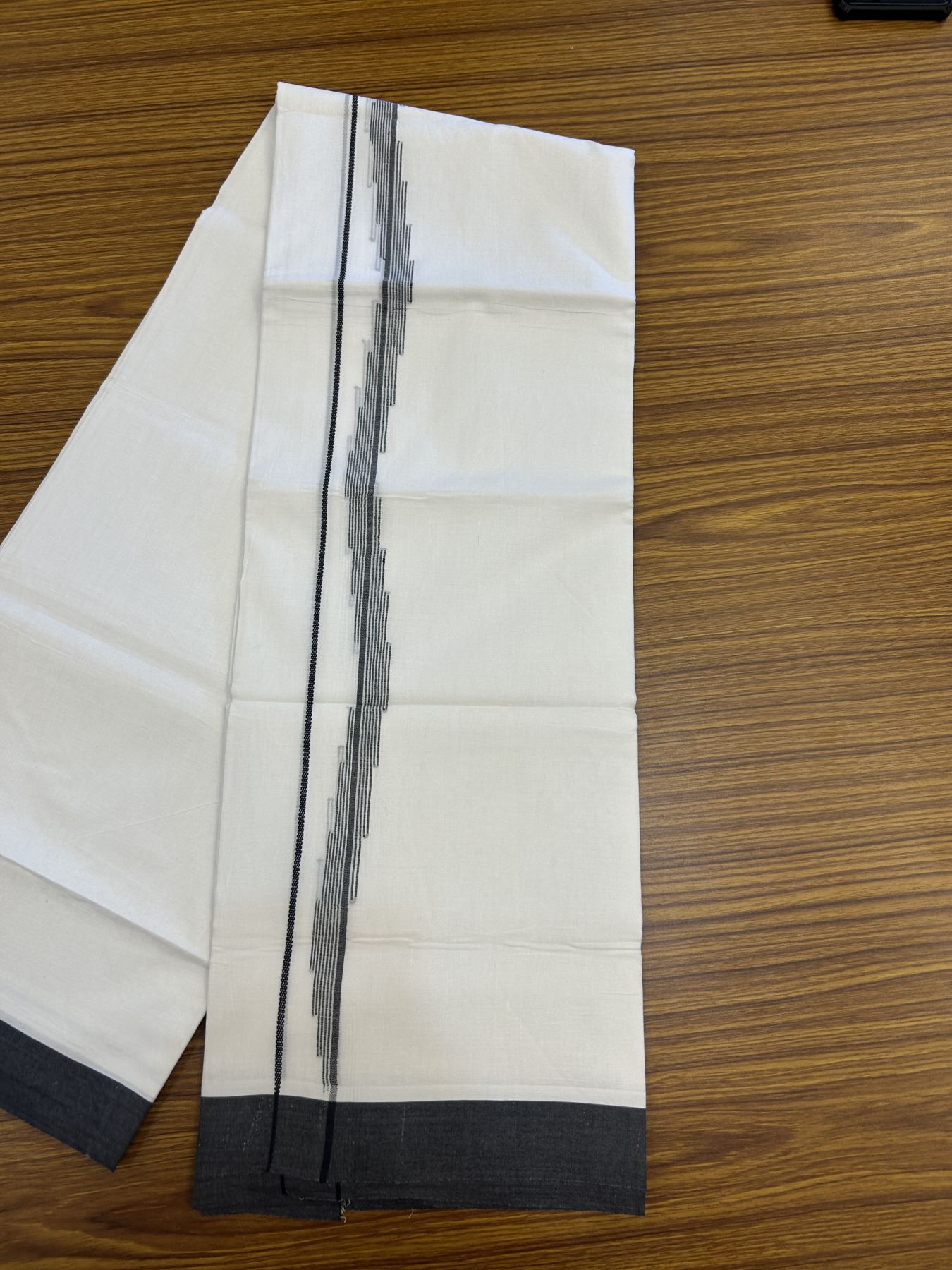 20% Discount ! Kaitharikada Balaramapuram 100% Cotton Pure White Double Mundu/Dothi - 100x80 - 0.75 inch Black Jacquard Stripes Design Kara 3.80 mtr (8 muzham) - 17 KK5323 THI