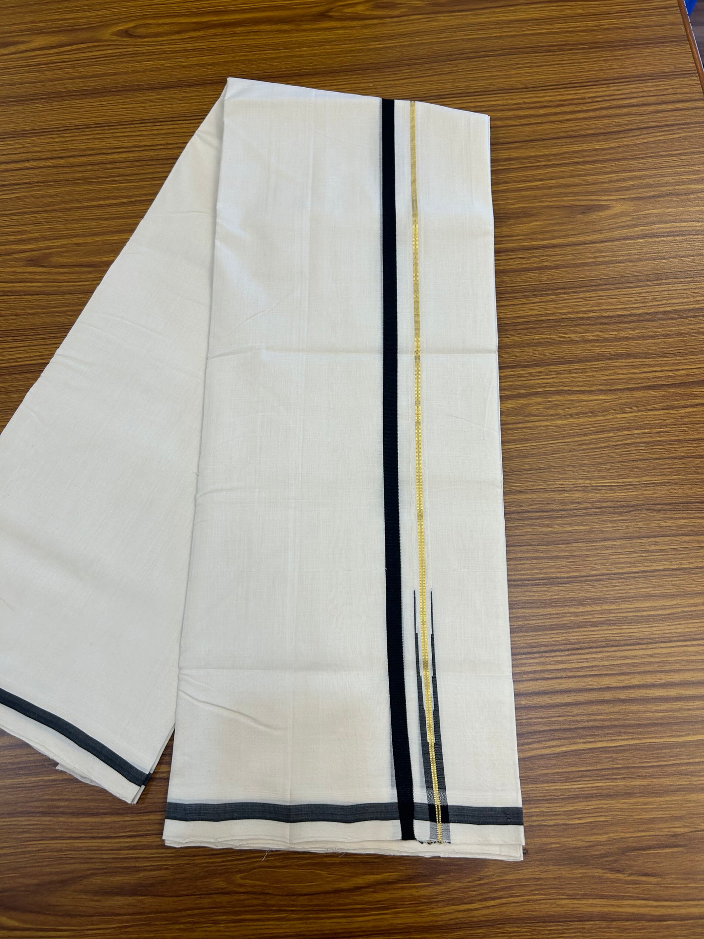 25% Discount!! KaithariKada Handloom Unakkupaav - Kerala Handloom - 100% Pure Cotton Off White - (Unbleached) Double Mundu/Dothi - 100x80 - 0.5 inch Puliyilakkara Gold Kasav & Black Chutty Kara 4 mtr (8.5 muzham) - 47 KK5353 REA