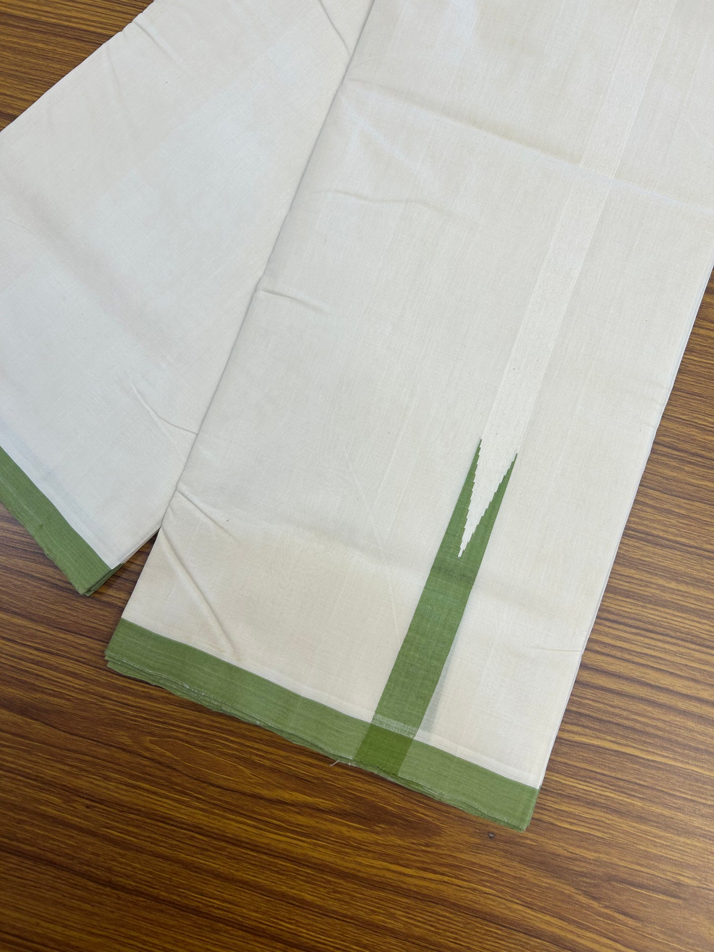 25% Discount!! KaithariKada Handloom Unakkupaav - Kerala Handloom - 100% Pure Cotton Off White - (Unbleached) Double Mundu/Dothi - 100x80 - 1 inch Puliyilakkara Green Chutty Kara 4 mtr (8.5 muzham) - 48 KK5353 REA