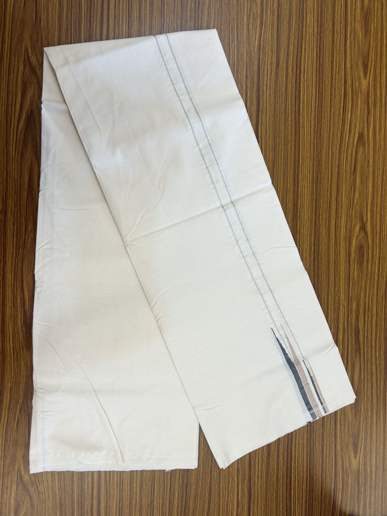 20% Discount! KaithariKada 100% Cotton off white Single - (Unbleached) Mundu/Dhoti Twisted 100s Thread- 100X100 - 0.5 inch Puliyilakkara Silver Kasav Cream & Black Chutty kara - 6 KK5323 ASH