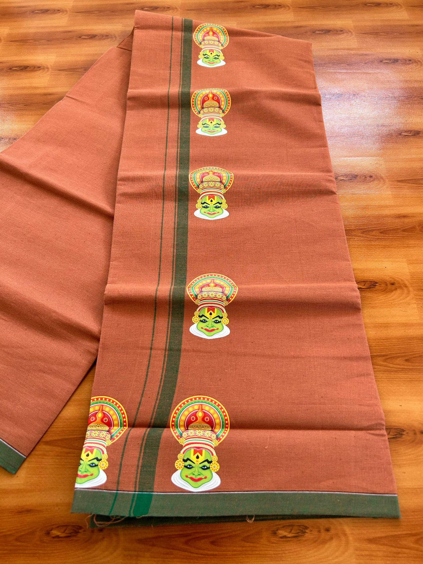 Single Kaily / Lungi- Kaitharikada - Pure Cotton - (40s) - Kathakali Printed Design 0.5 inch Green Kara with Dark Kavi Colour Body (2 meter / 4 muzham) - 61 KK8062 GAN