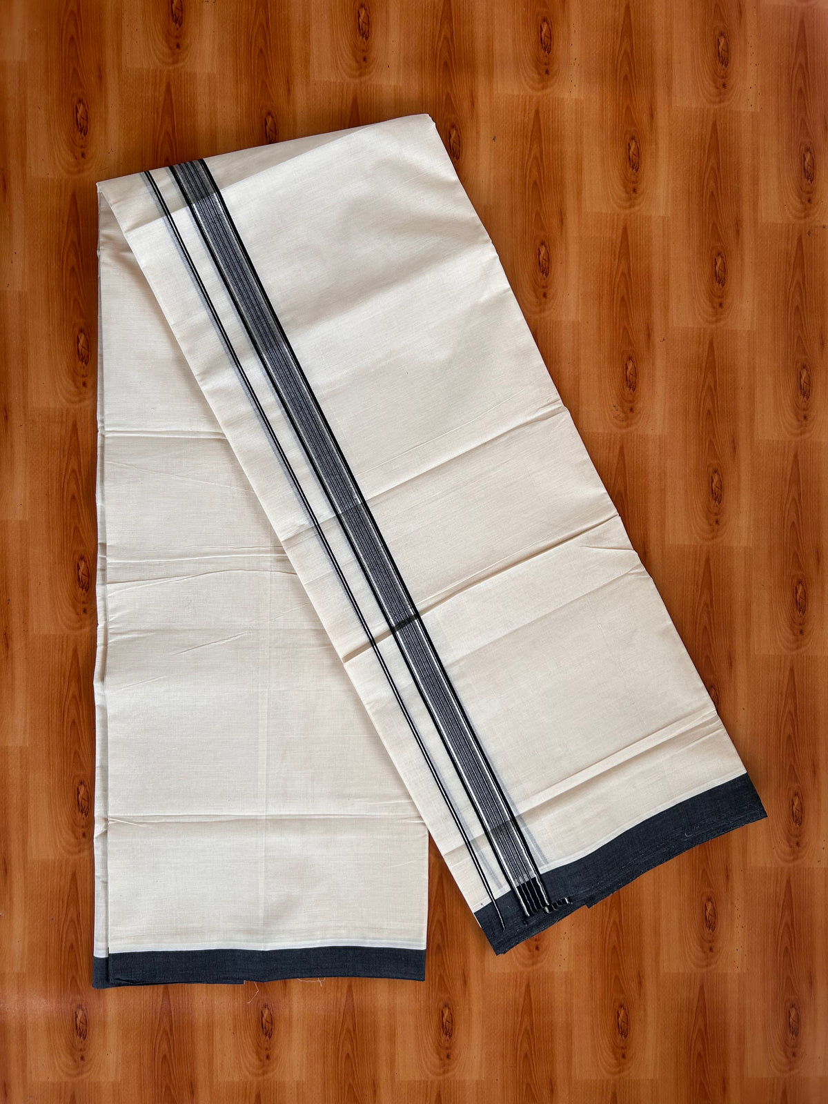 Double Off White (Unbleached) Mundu/Dhoti - 20% Discount! Kaitharikada 100% Pure Cotton - 100x80 - 1 inch Silver Kasav & Black striped shaded Kara 4 mtr (8.5 muzham) - 3 KK5540 PMC